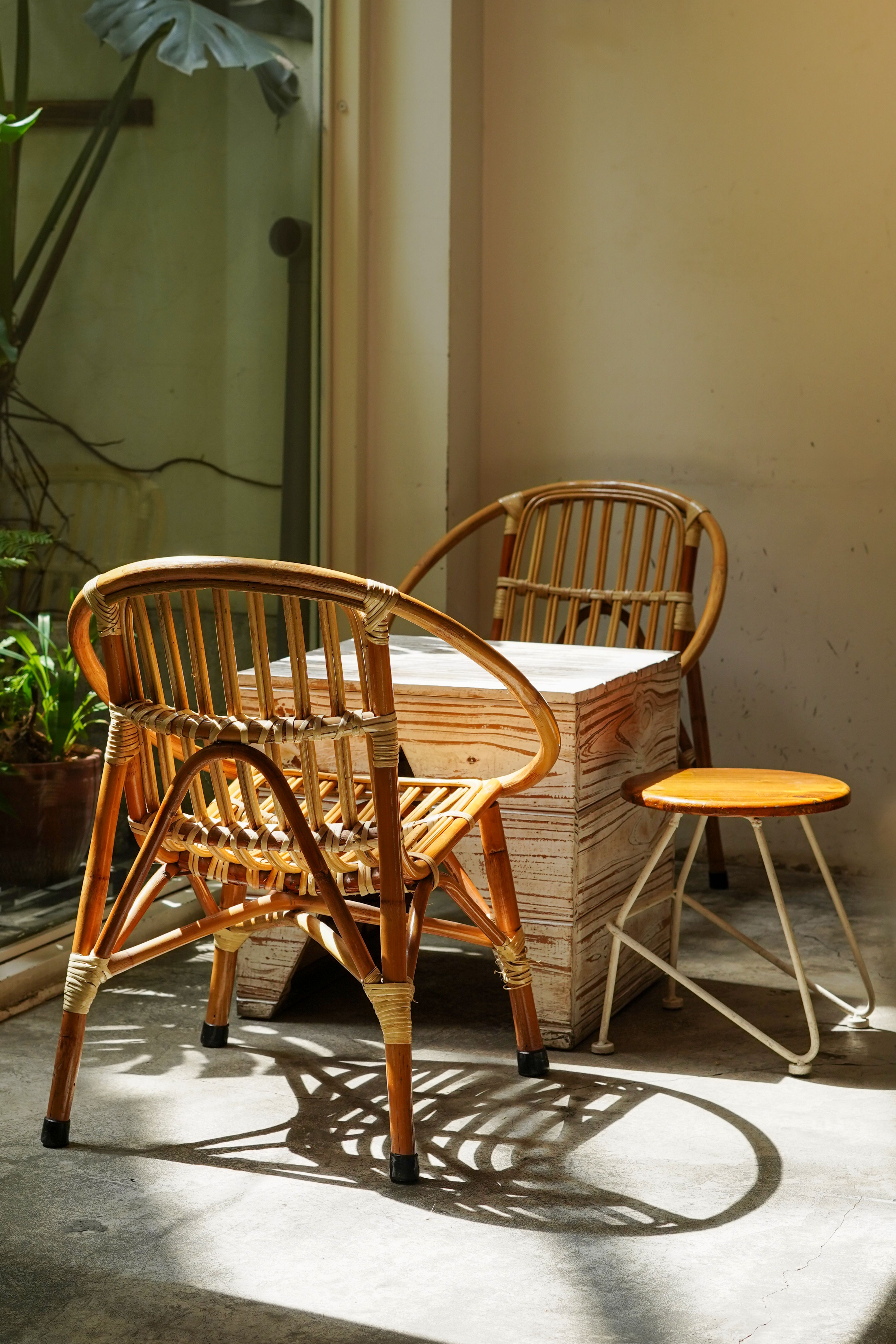Cozy Rattan Seating in Ho Chi Minh Cafe · Free Stock Photo