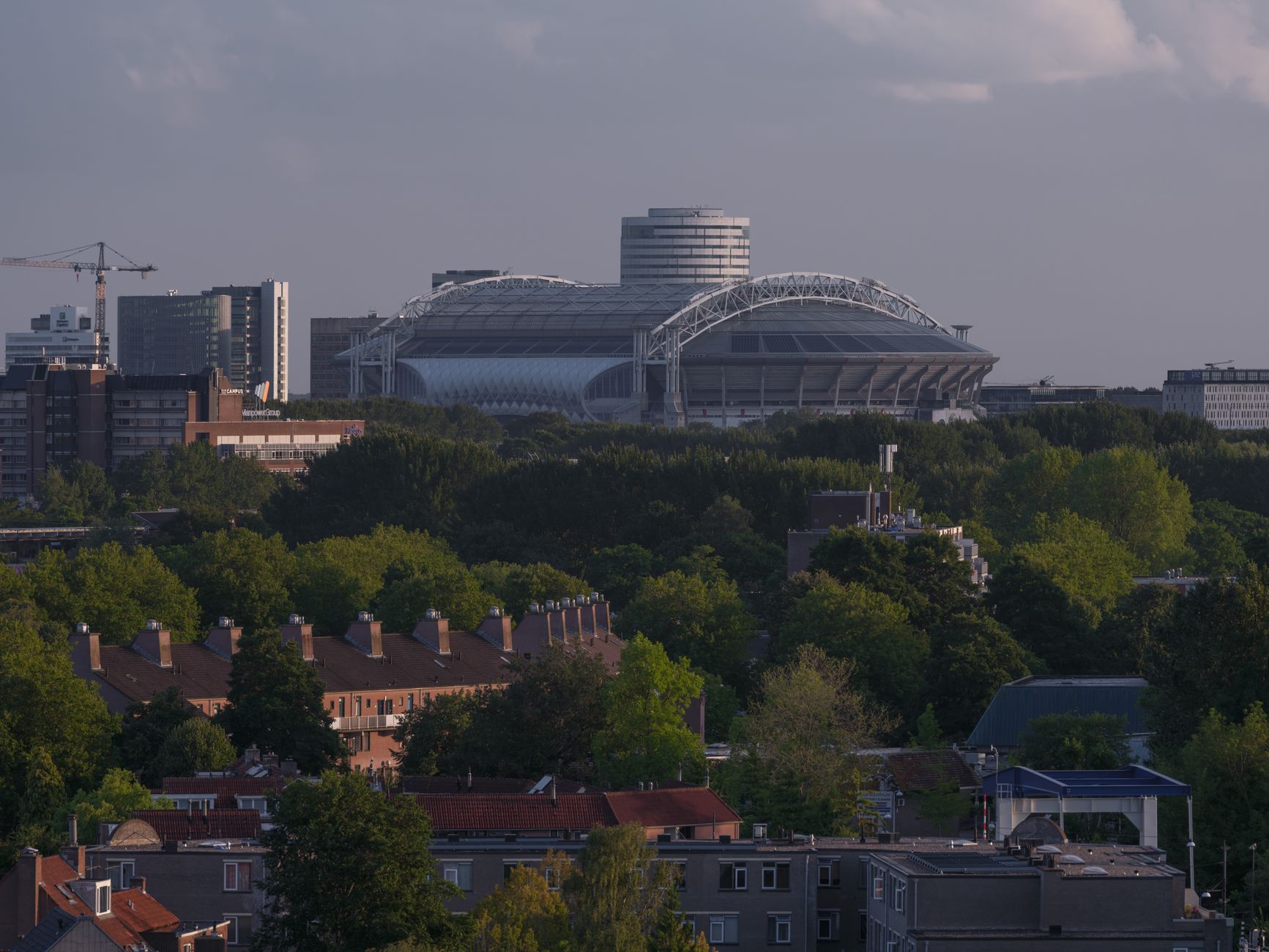 Ajax futbol takımının oynadığı Amsterdam'daki Johan Cruijff Arena