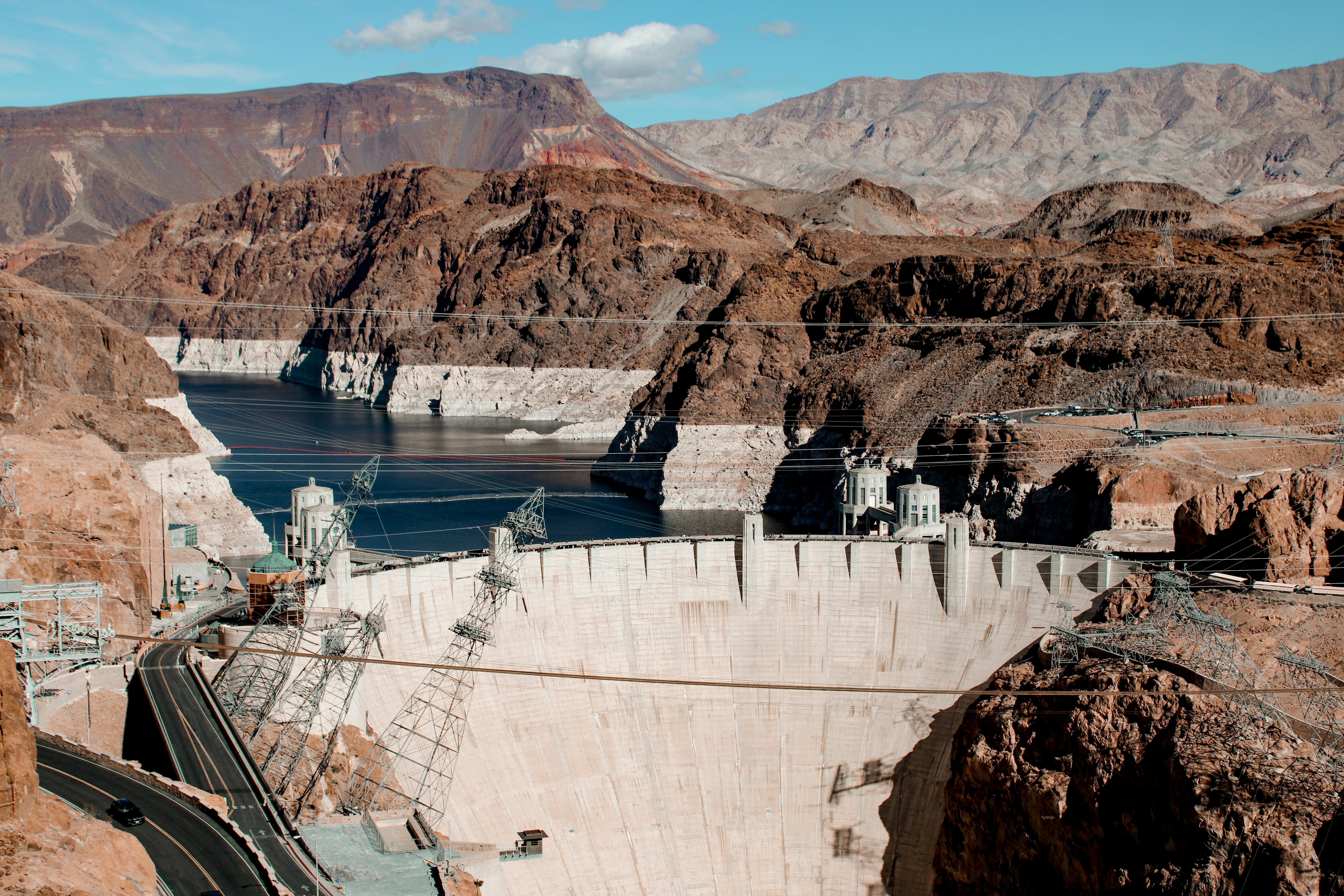 A breathtaking view of the iconic Hoover Dam and Colorado River, showcasing engineering excellence.