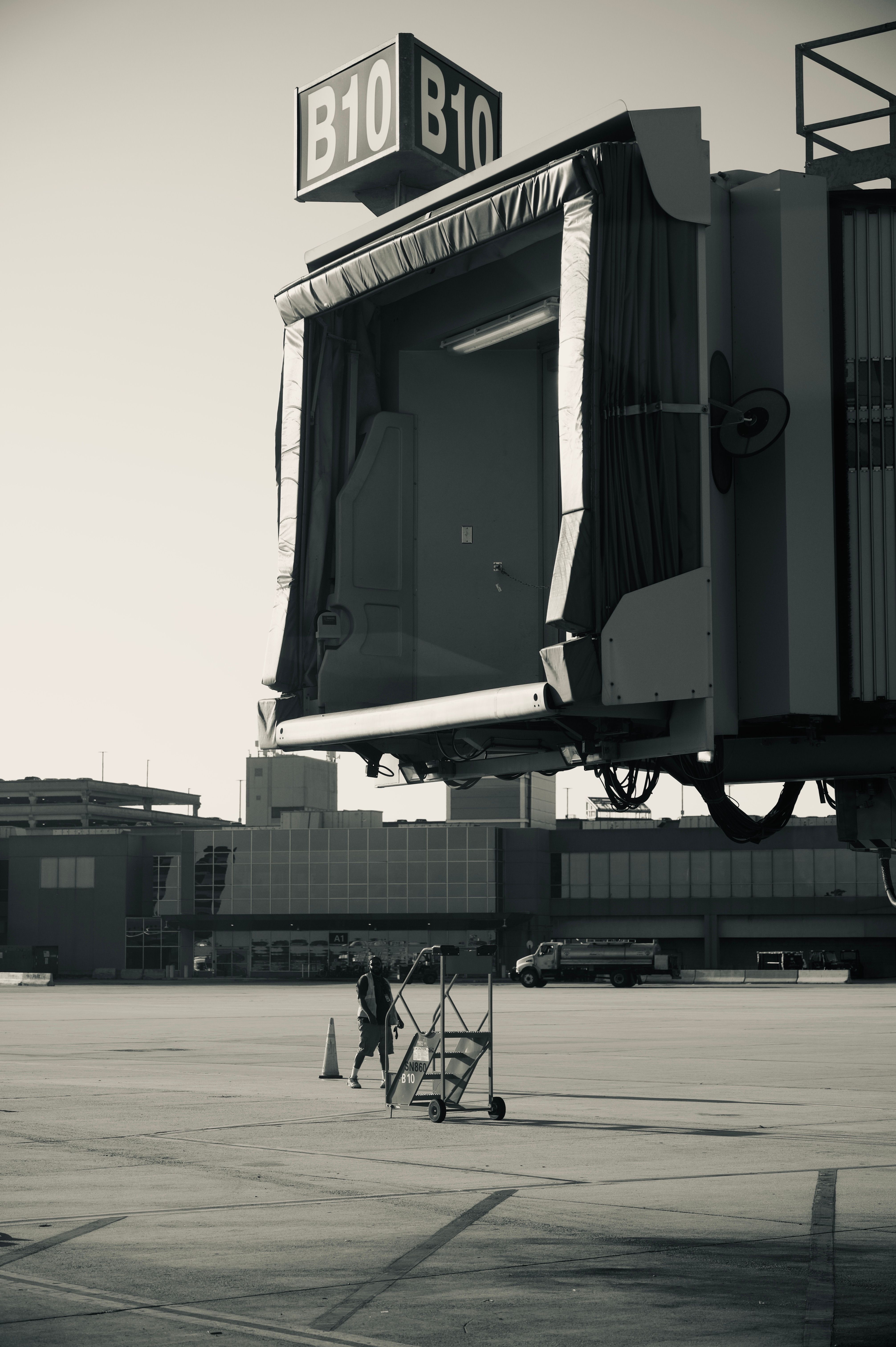 Gate B10 Photos, Download The BEST Free Gate B10 Stock Photos & HD Images