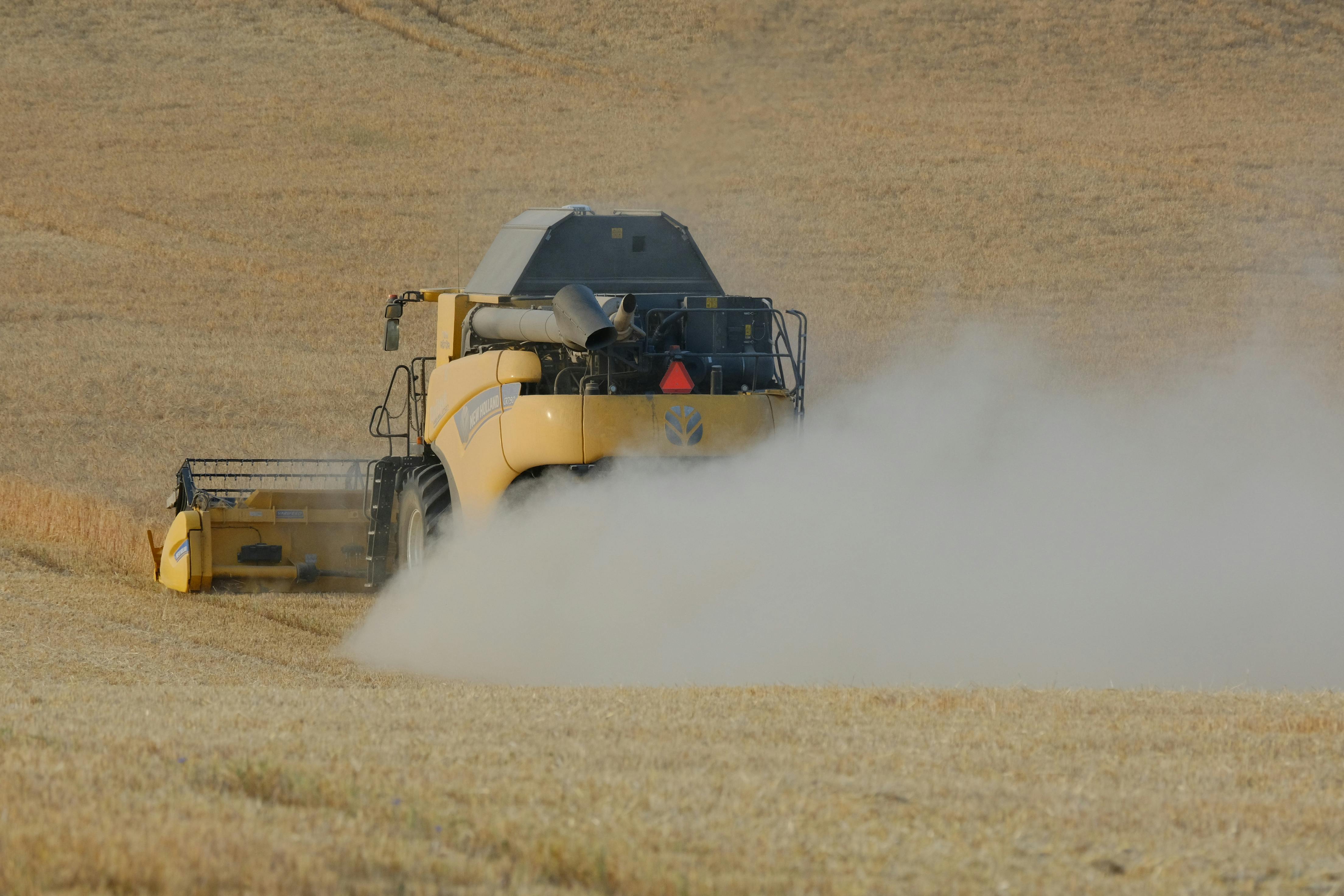 specialty diets specialty diesel services — Photo by Roman Biernacki on Pexels