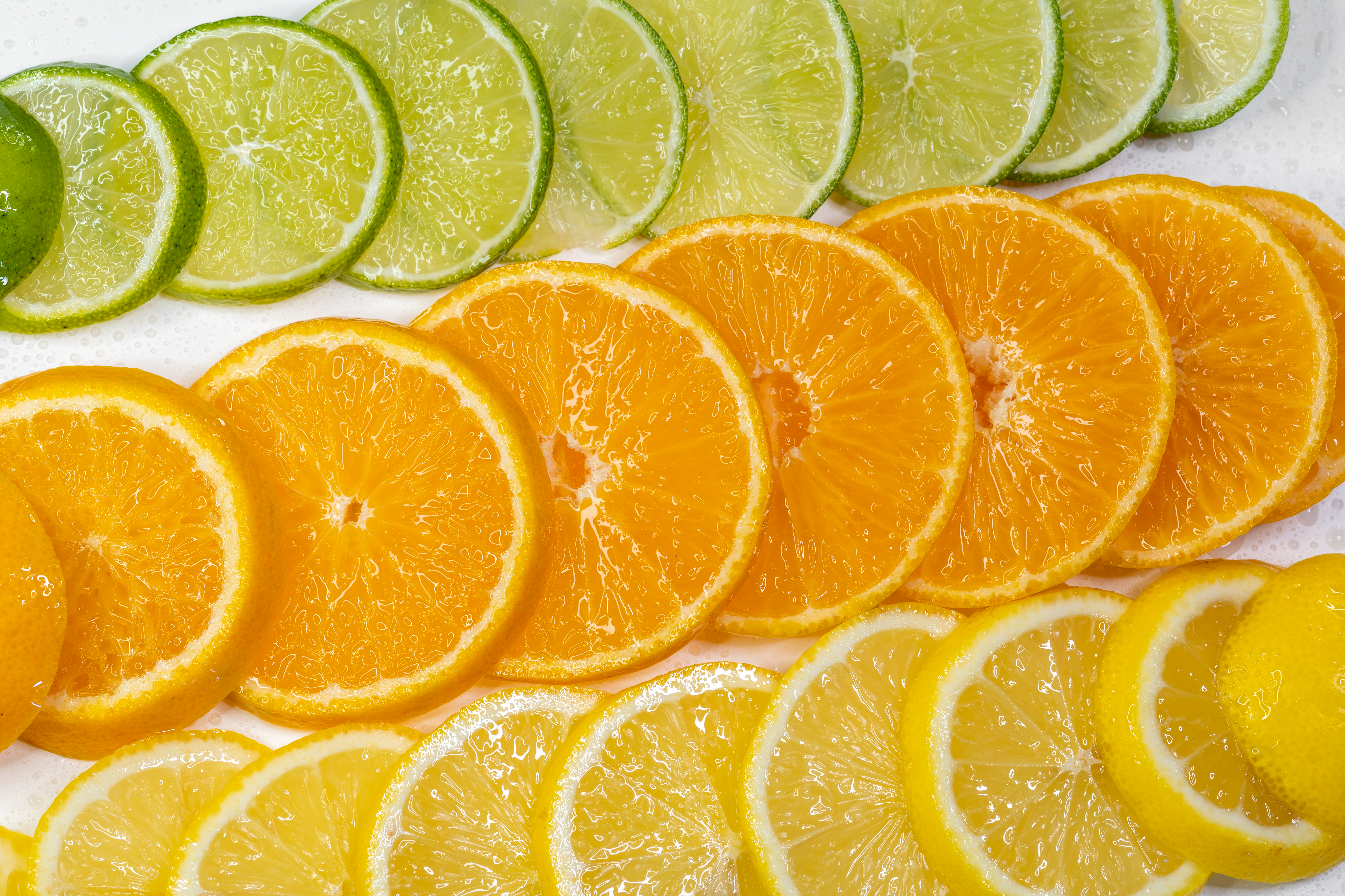 Jus d'orange : bienfaits, sucre et quantité par jour - 5. Comparatif : orange entière, jus pressé et jus industriel