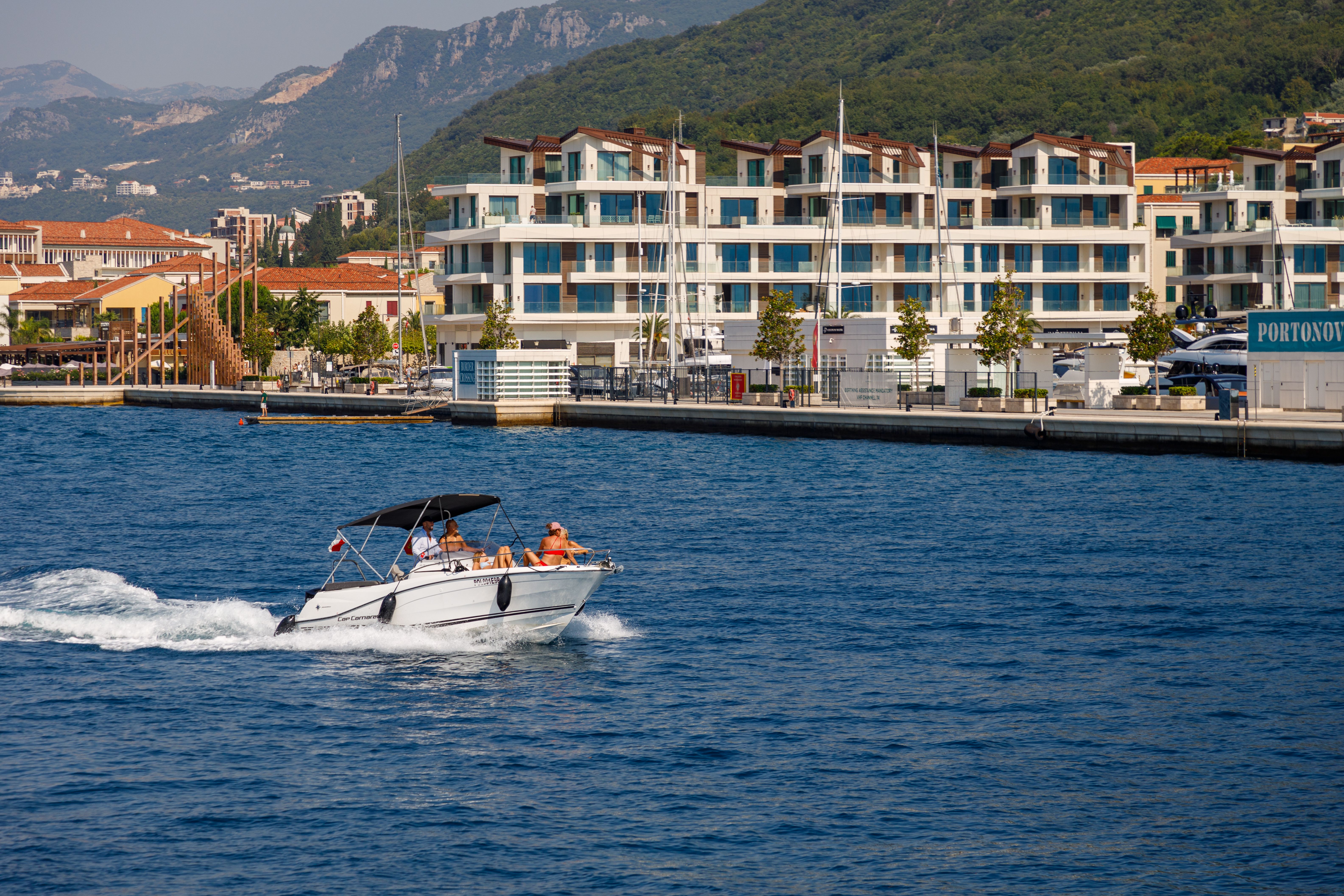 How captains can prepare for yacht clearance in Portonovi