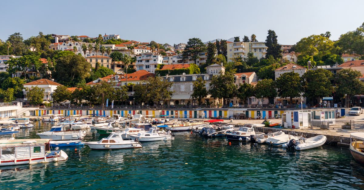 Core yacht agent services for superyachts in Montenegro