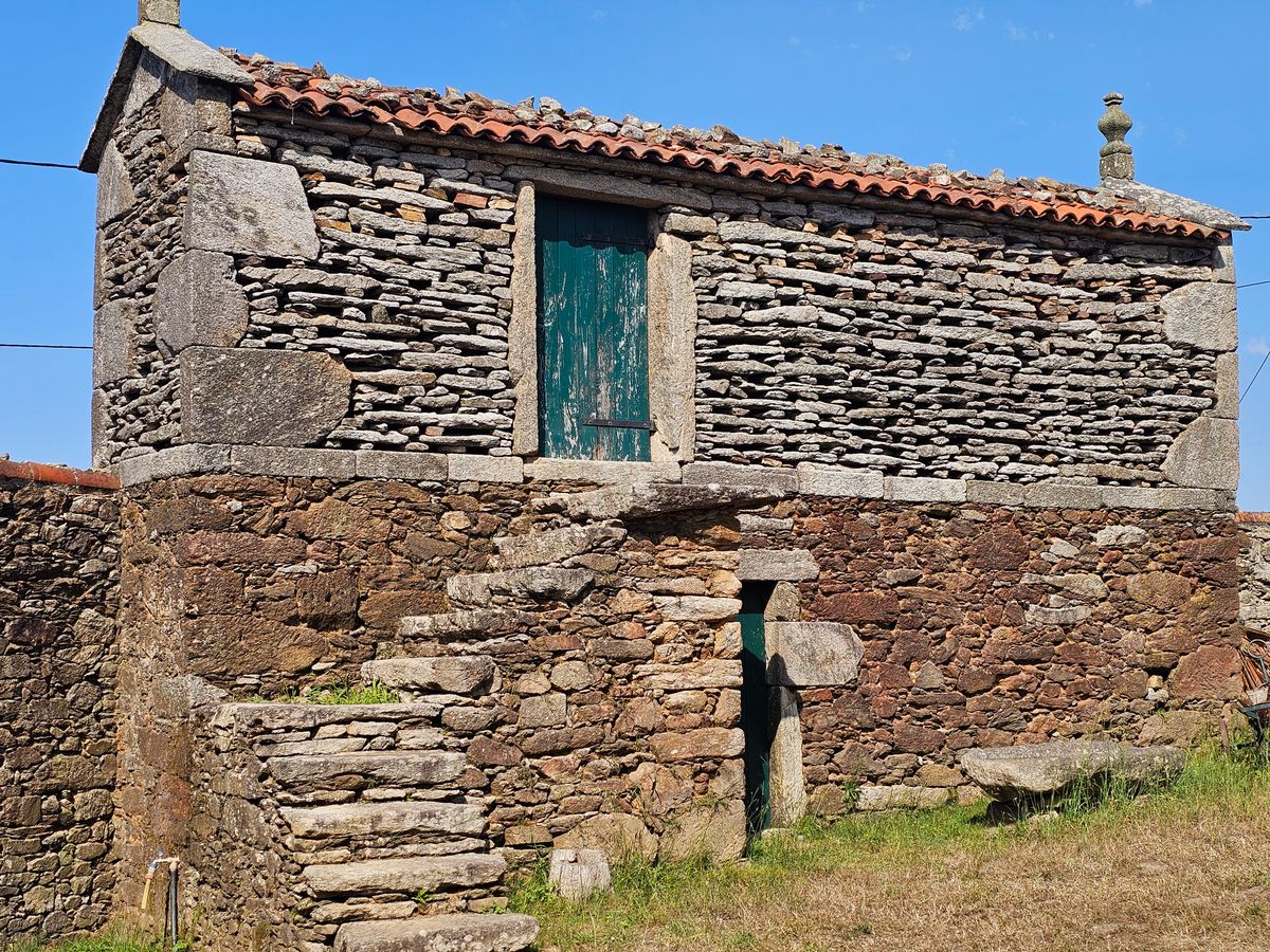 Arquitectura castreña de piedra · noroeste ibérico
