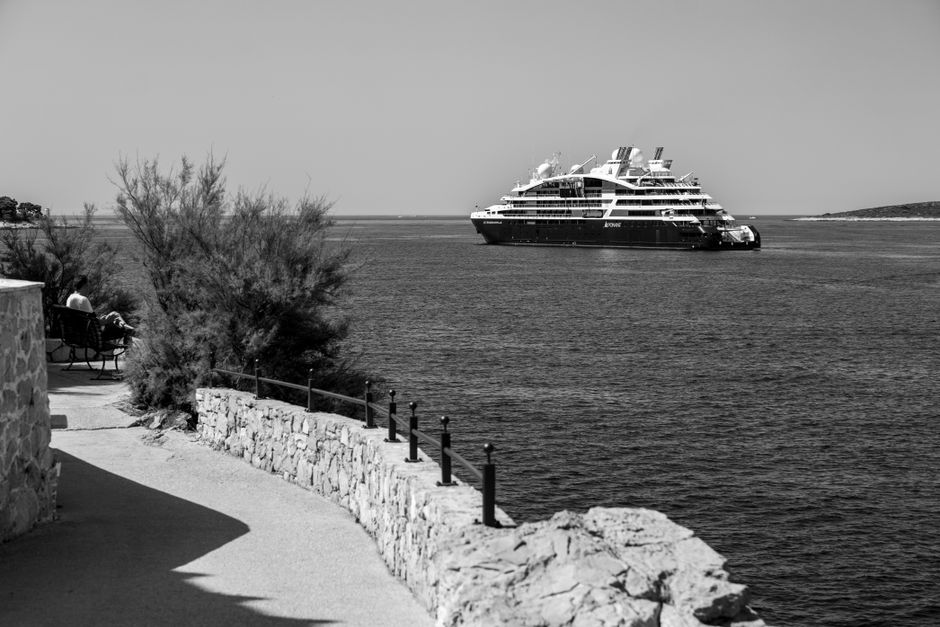 Discover the Splendour of African Luxury Cruises