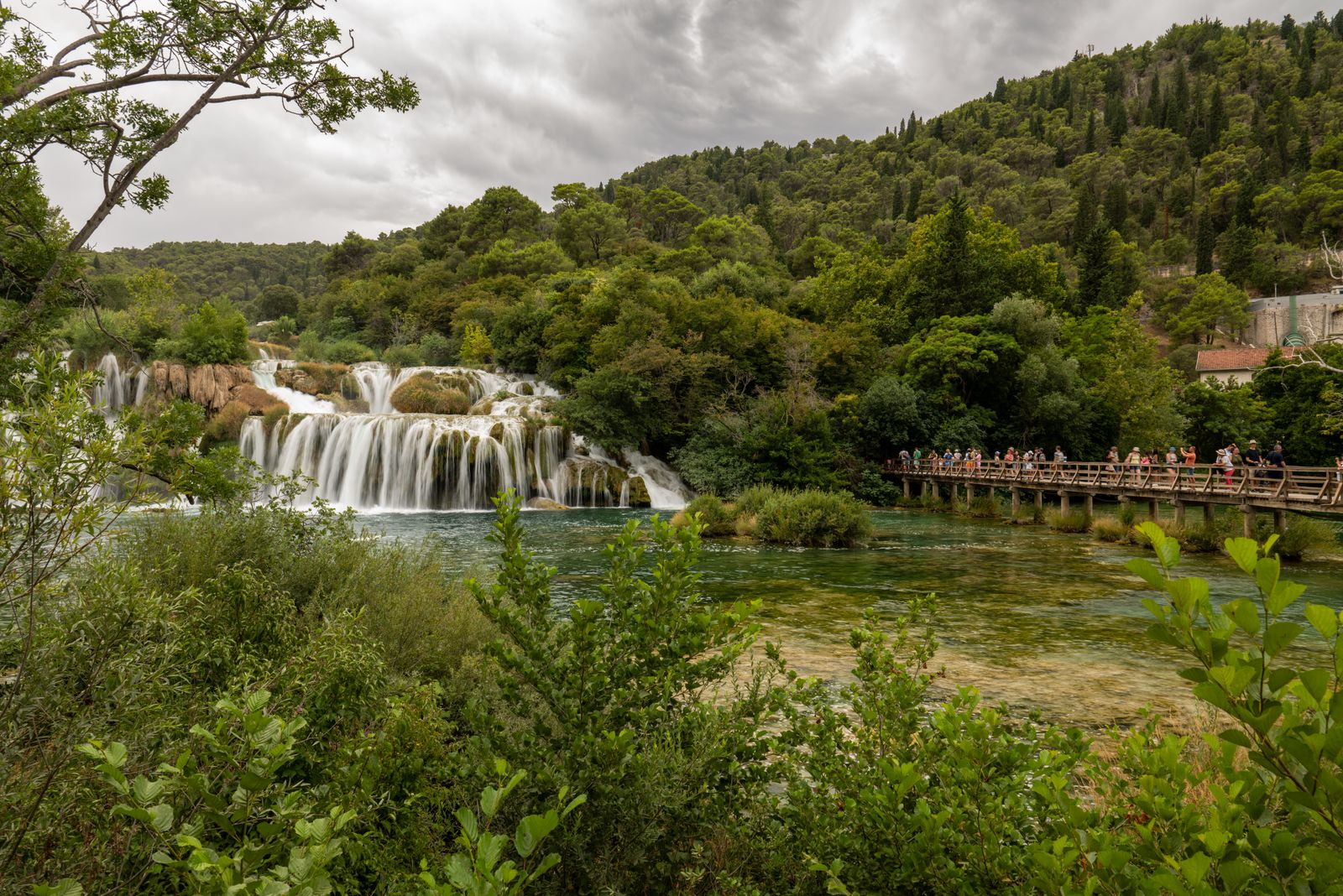 Het pad bij Skradinski buk is 2 kilometer