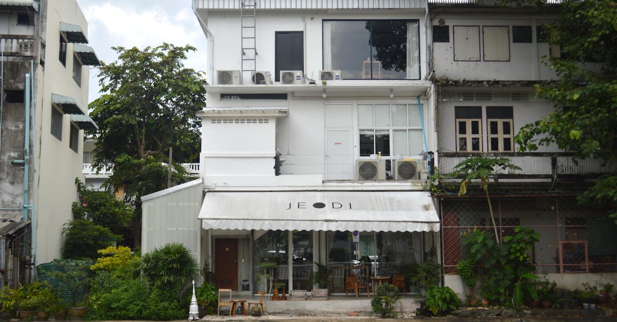 長庚科大暑假行善不間斷 國際志工泰國送暖