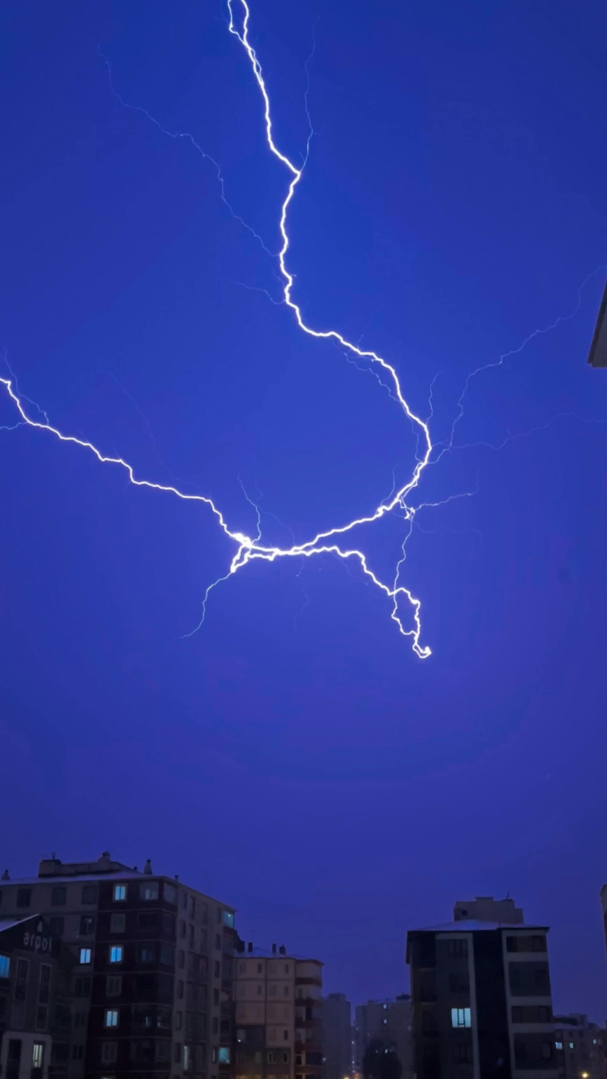 威力彩33槓大家瘋了！💰 財神爺最疼「這縣市」！