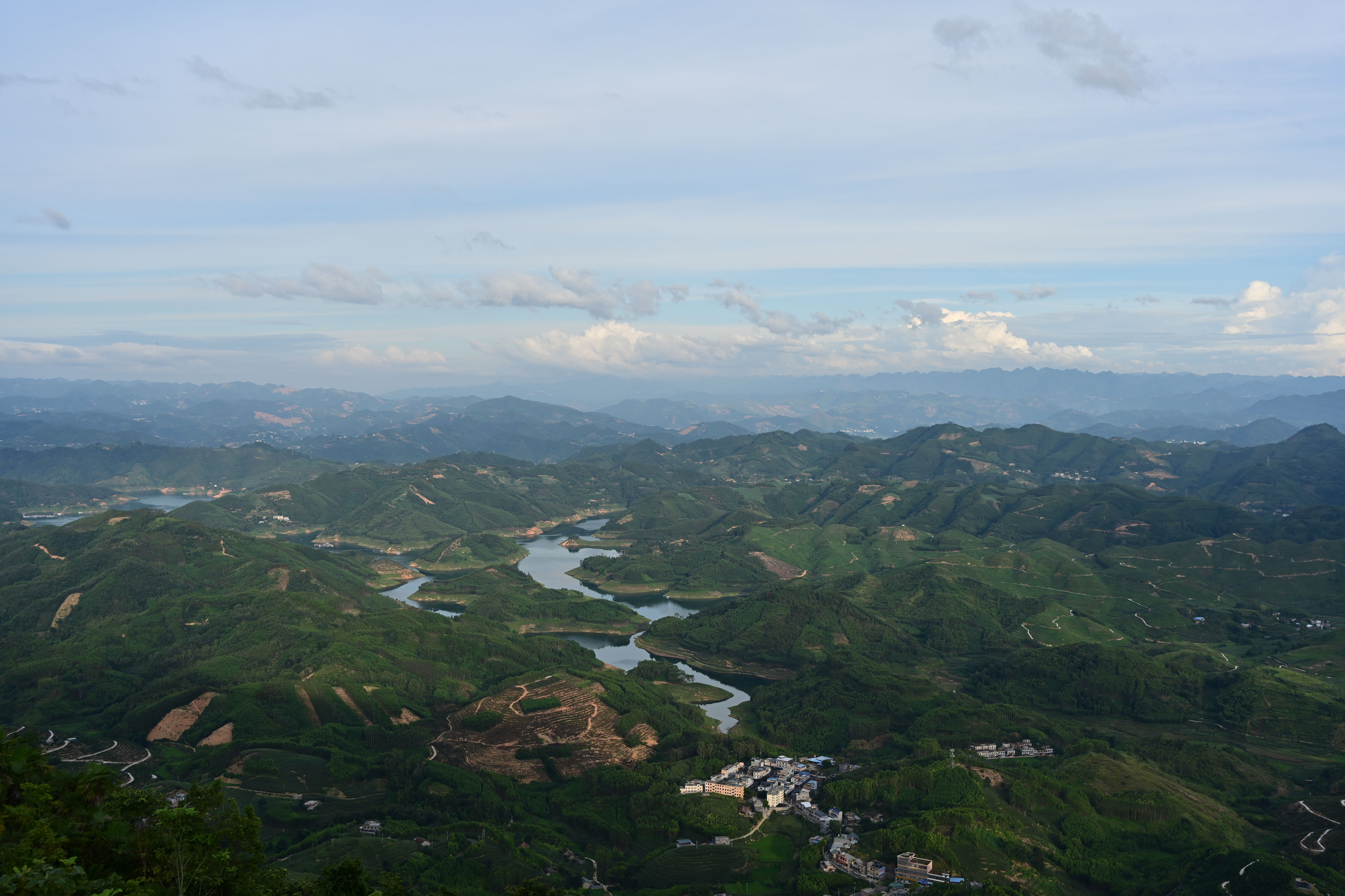 Congjiang Guizhou Guide 2026: Zhaoxing Dong Village, Bat Cave Temple & Miao Festivals