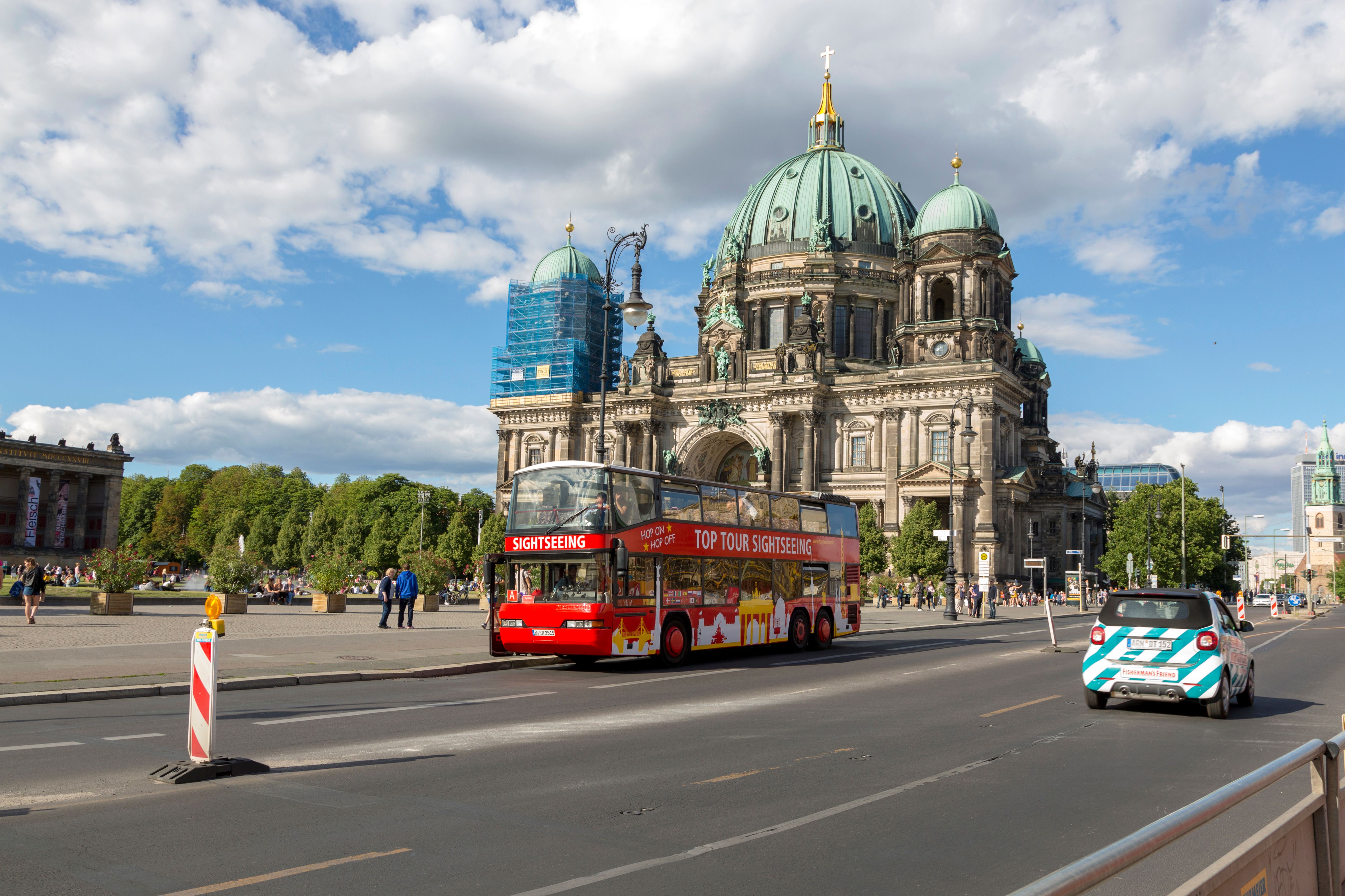 Berlin calls Europe’s immigration hard-liners to summit on asylum rules — Photo by Valentin Ivantsov on Pexels