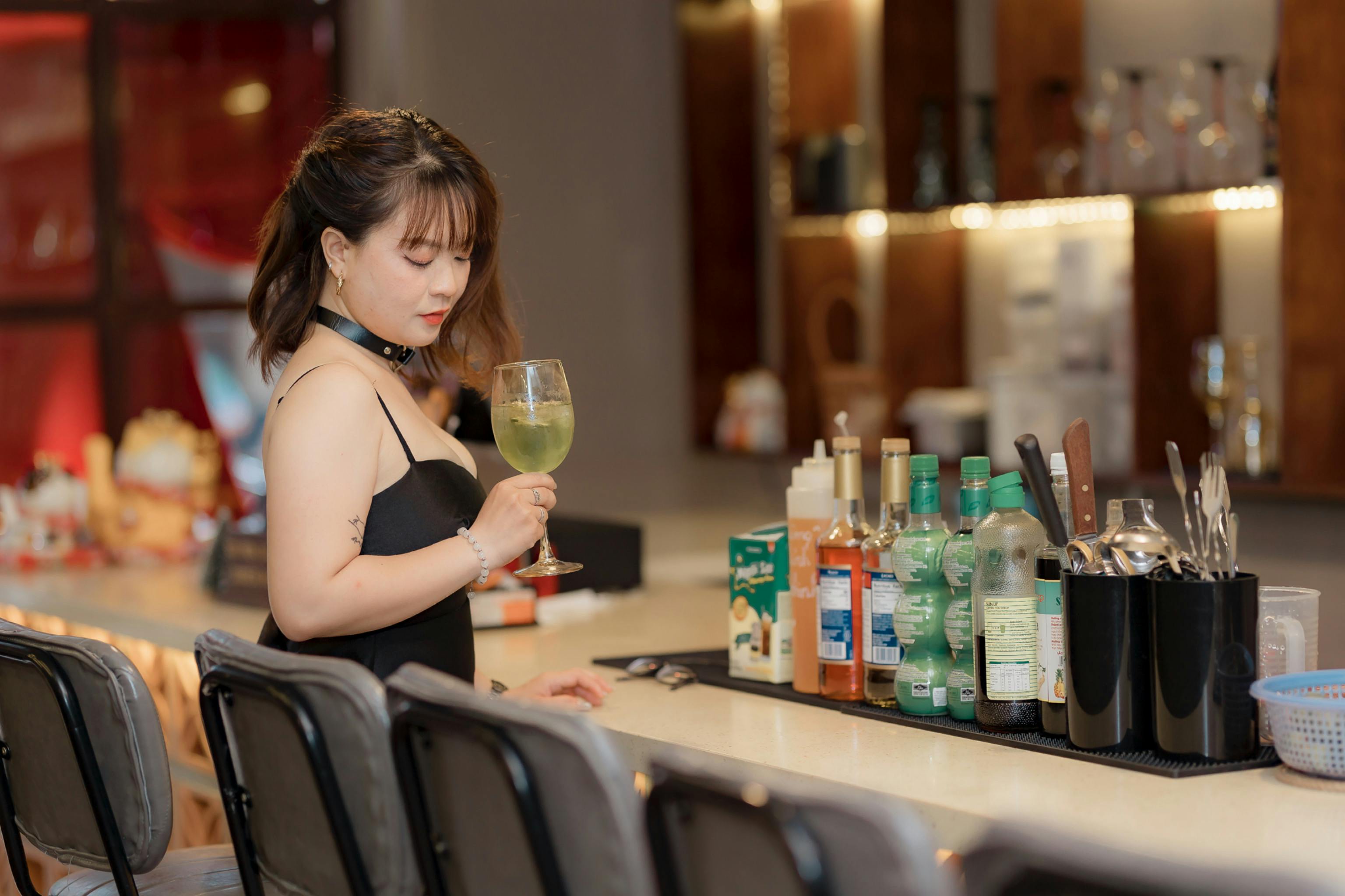 bar necklace personalised