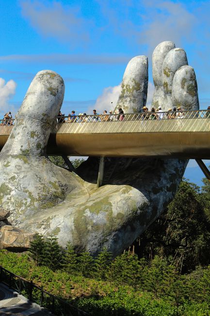 Bridging the Gap: Da Nang's Architectural Marvels Bridging the Gap: Da Nang's Architectural Marvels