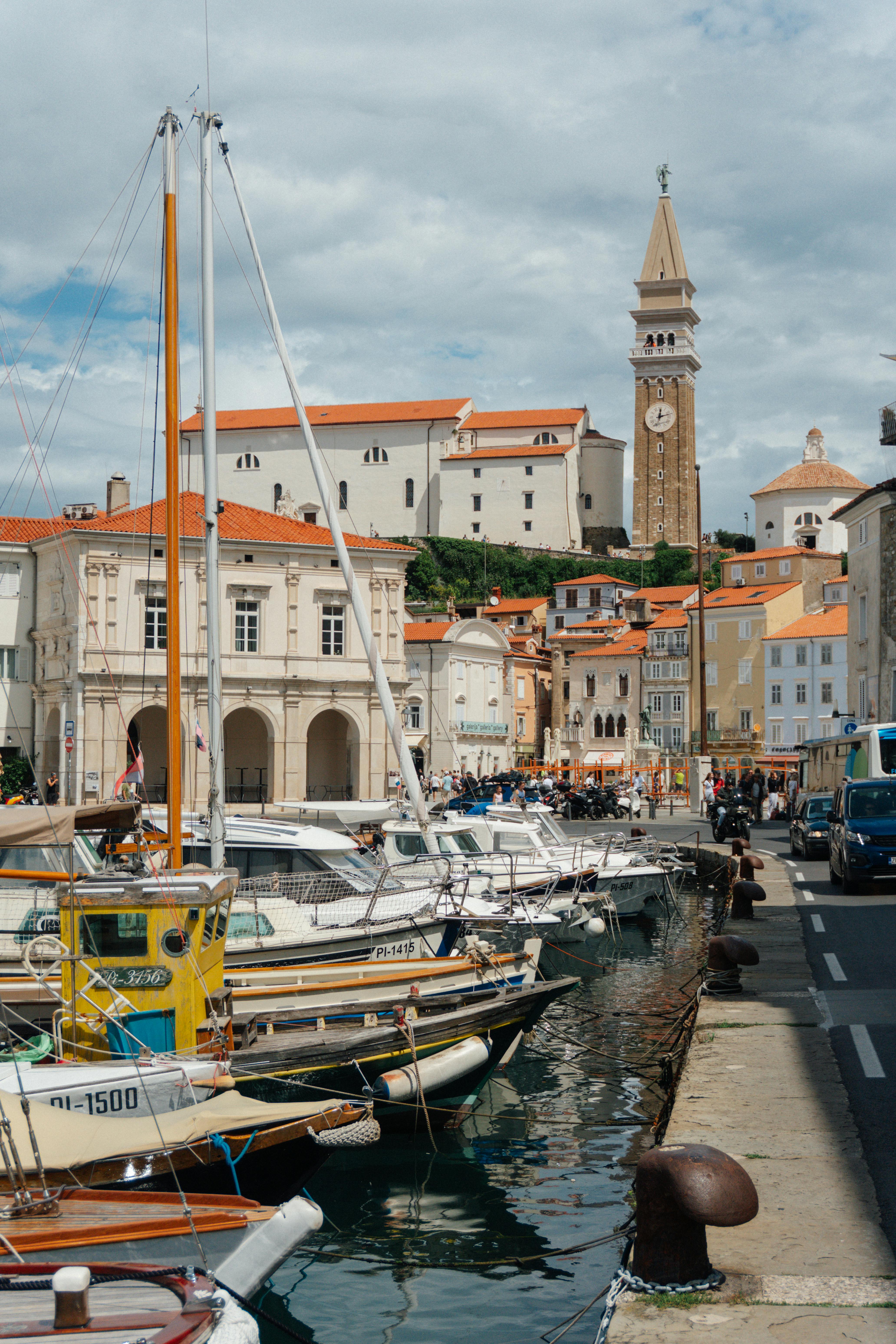 Gratis Immagine gratuita di acqua, architettura, architettura europea Foto a disposizione