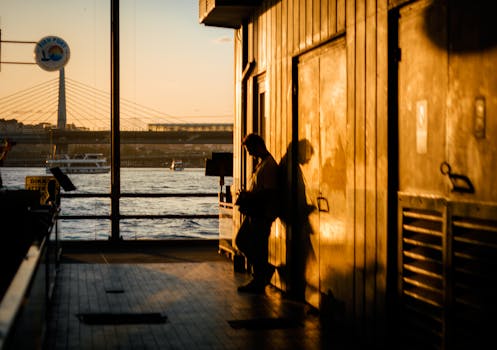Razer Thunderbolt 5 Dock Chroma: Is It *Really* the Perfect Hub? Razer Thunderbolt 5 Dock Chroma