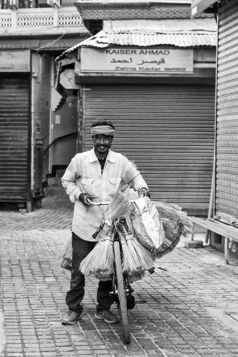 Business Summaries - Beating The Street By Peter Lynch