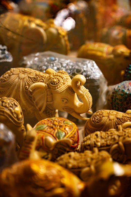 Free A stunning display of intricately carved elephant sculptures showcasing exquisite craftsmanship. Stock Photo