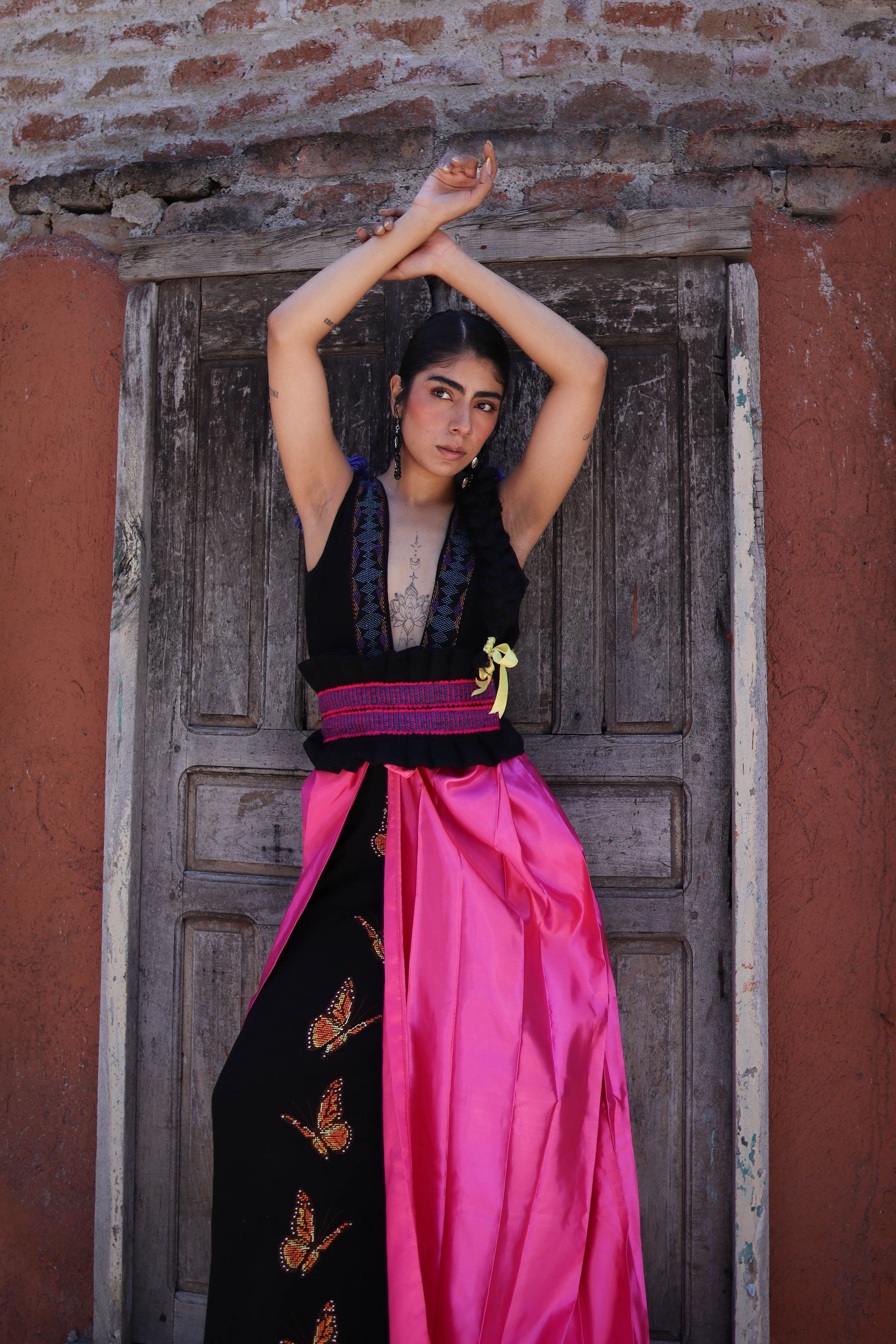 Mexican Dress Photos, Download The BEST Free Mexican Dress Stock Photos &  HD Images