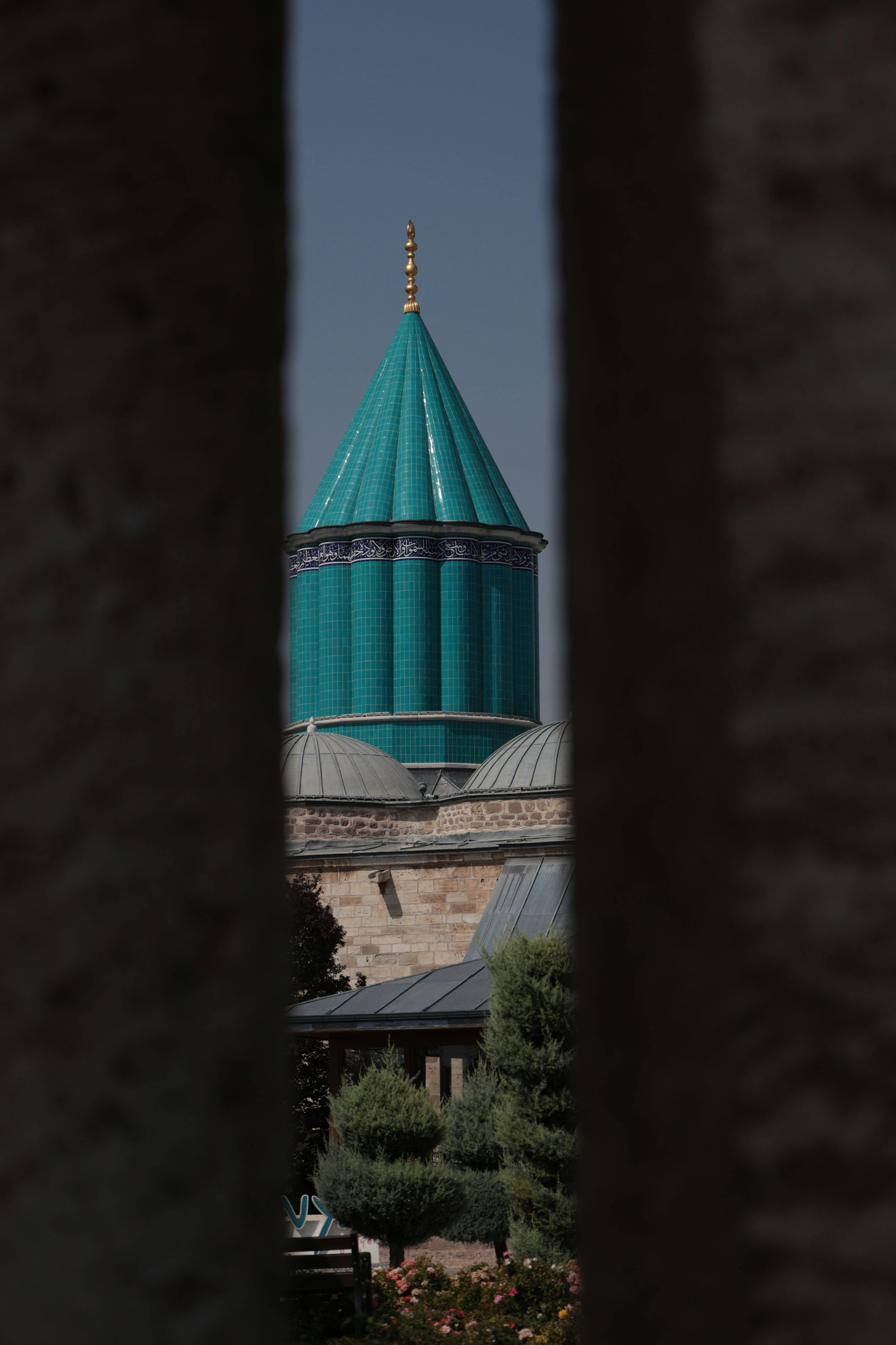 Konya: Pusaran Sufisme dan Maulana Jalaluddin Rumi
