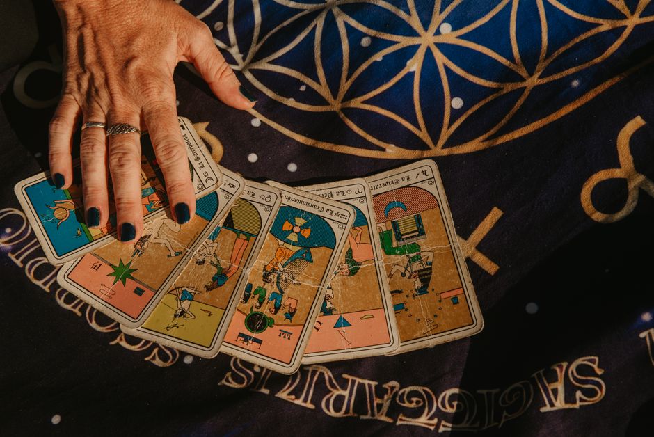 Why your rising sign (Lagna) matters more in Vedic astrology