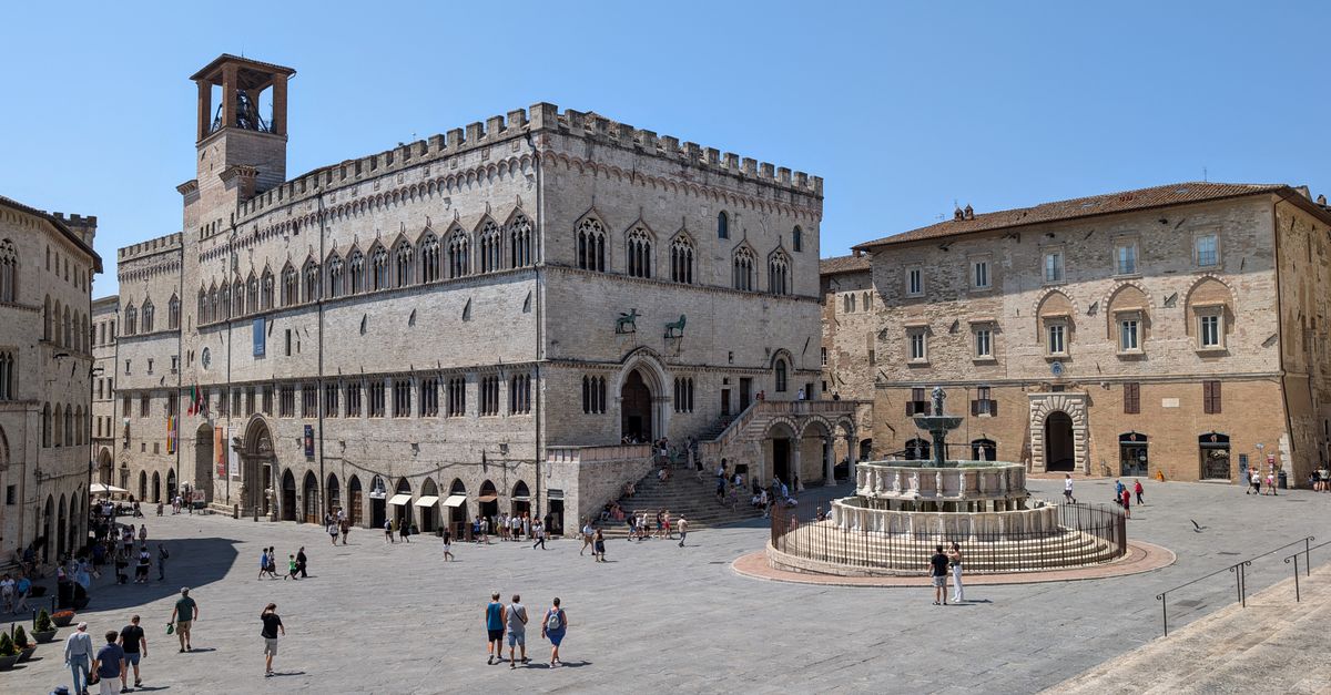 Why this matters. How To Explore Perugia By Bike And Find Its Best Pizzerias visual guide