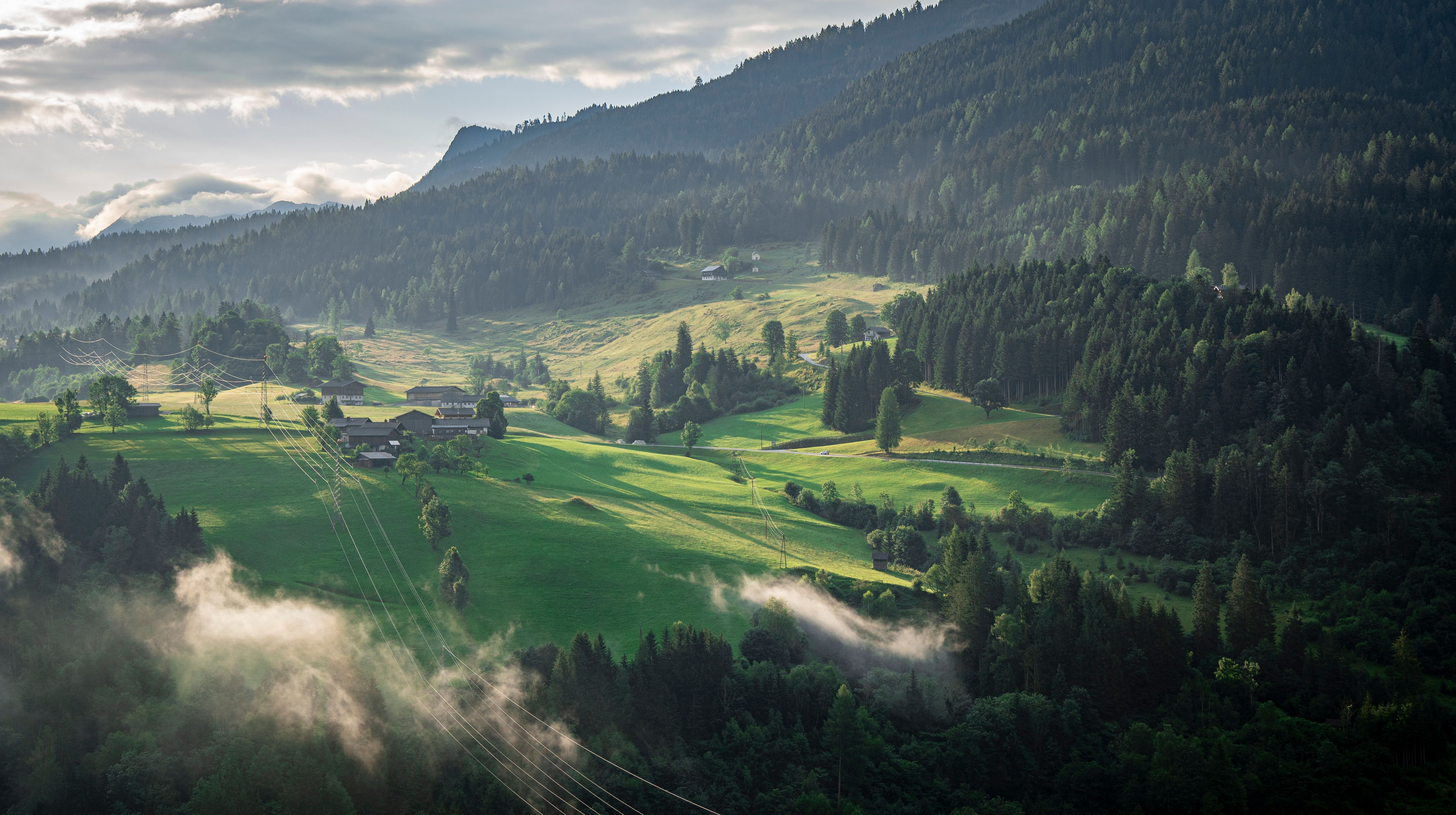 Scenic Alpine Landscape in Austrian Countryside · Free Stock Photo