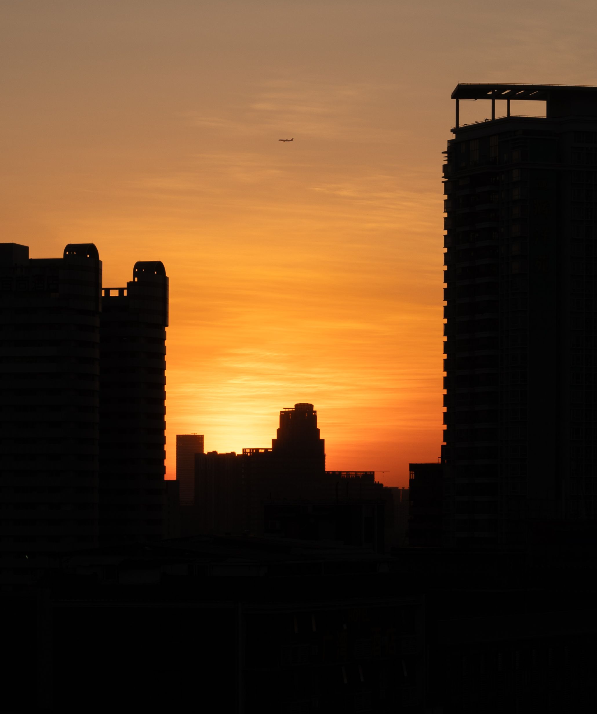 Stunning Urban Sunset Skyline Silhouette · Free Stock Photo