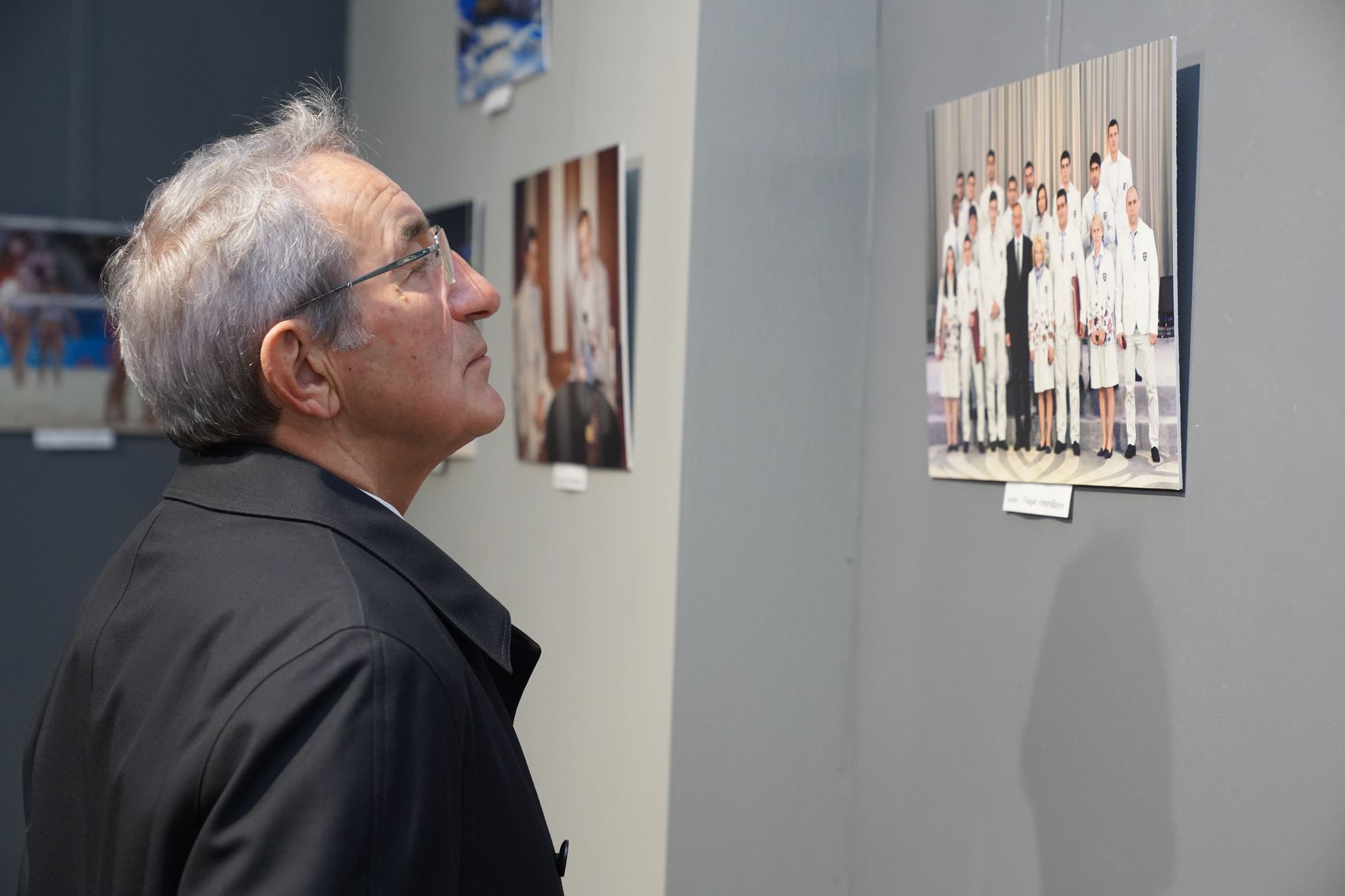 Studerende vluchtelingen tonen kunst in Roosendaal