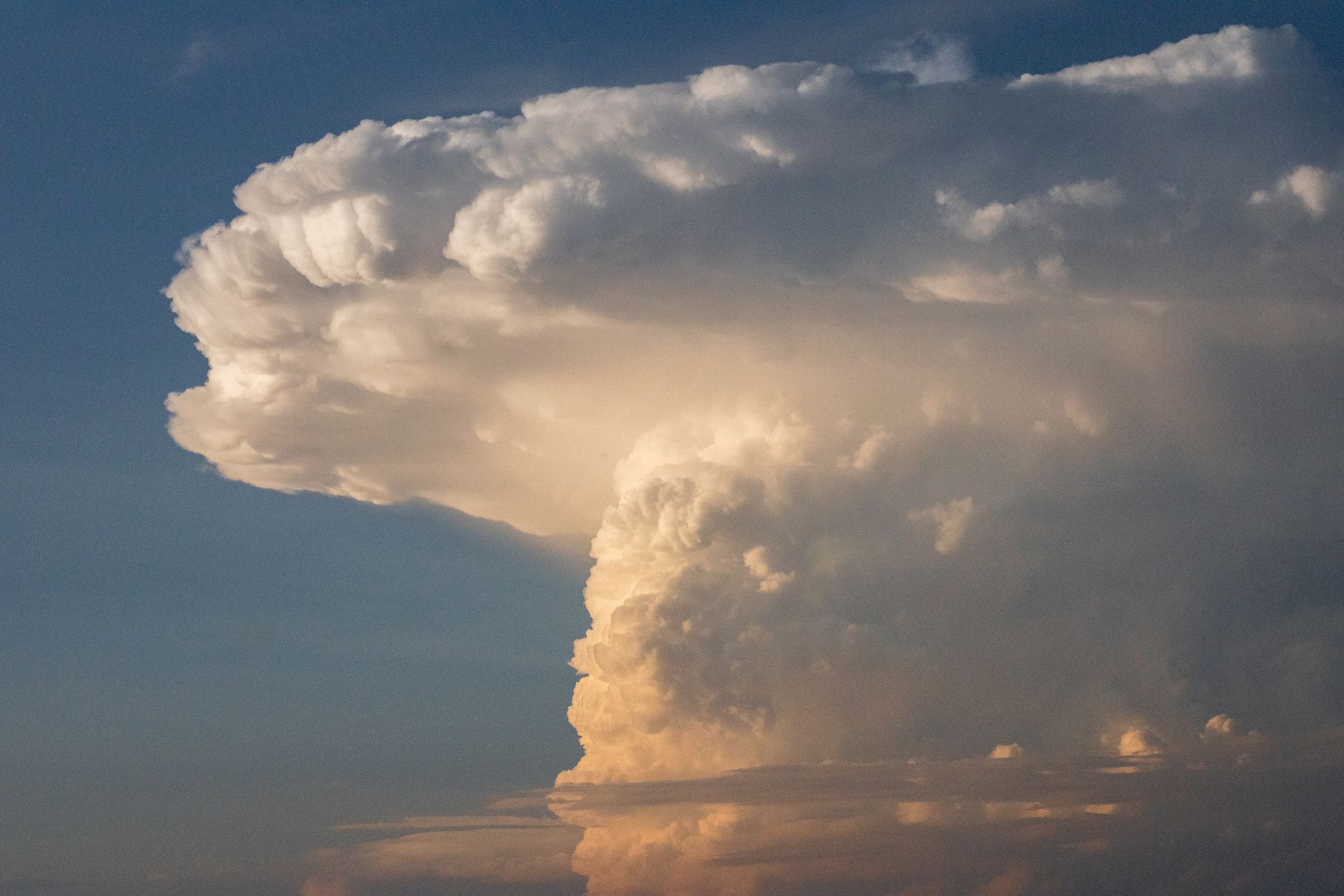 Dramatic Cumulonimbus Cloud at Sunset · Free Stock Photo