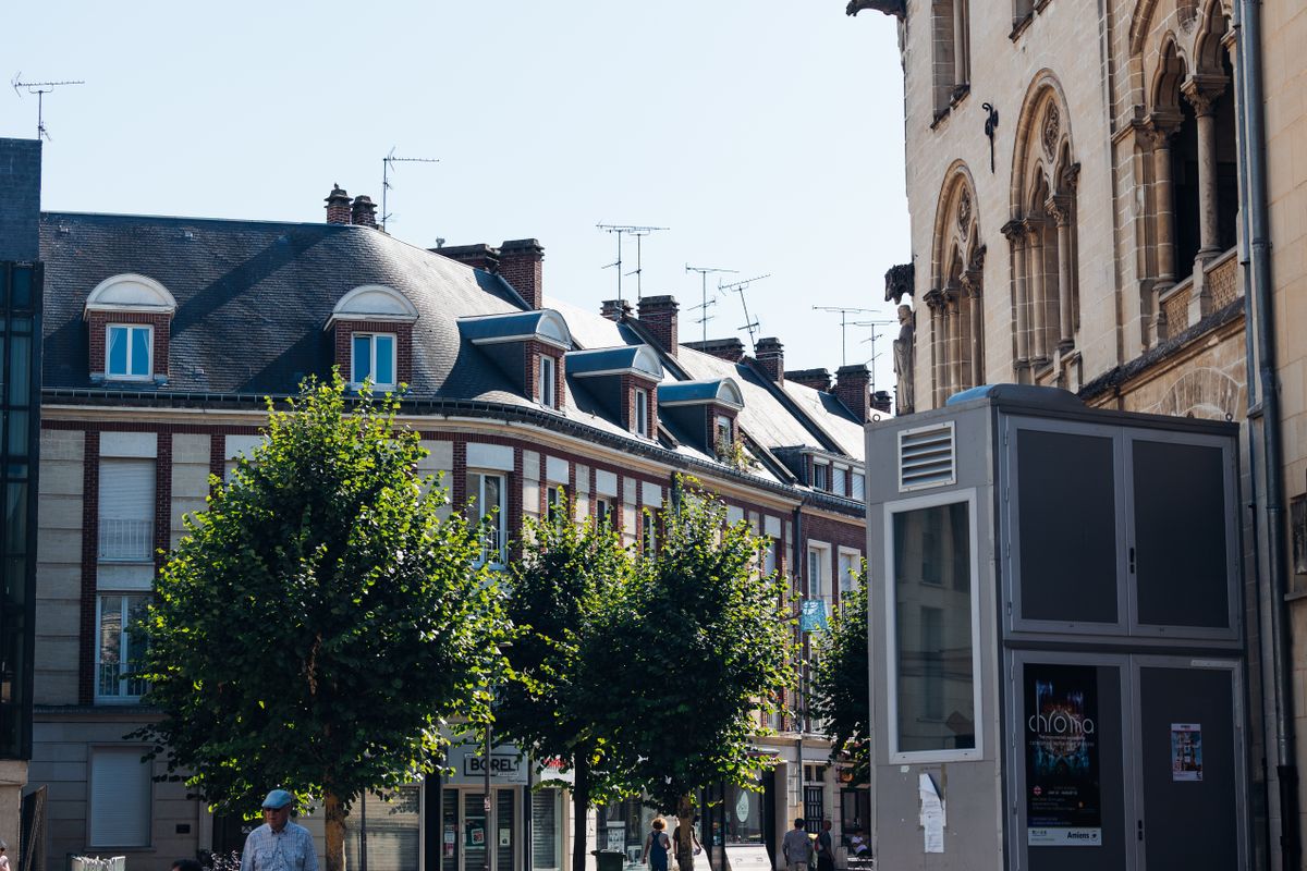 Rue charmante et pittoresque du quartier de Saint-Leu à Amiens