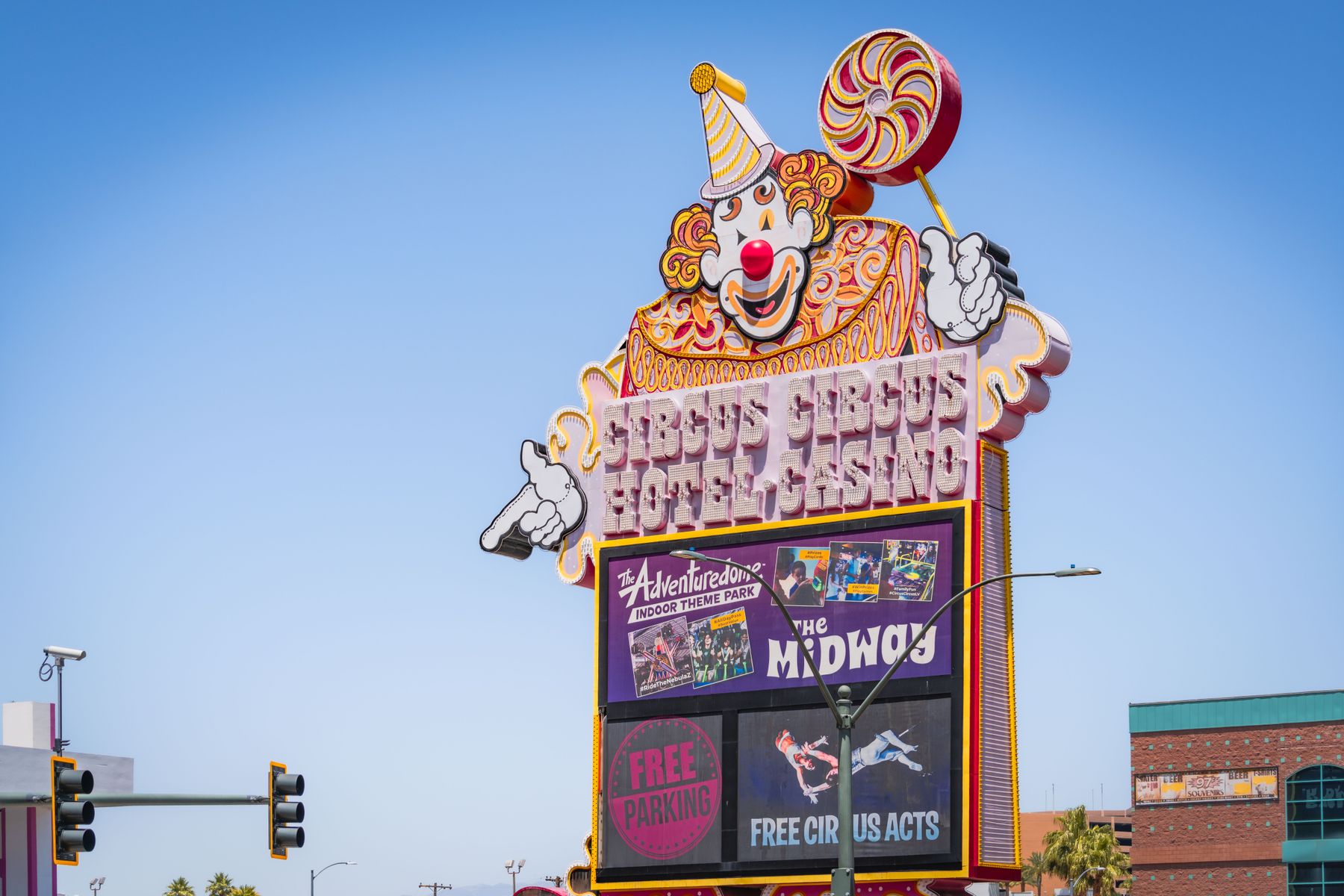 Adults-Only Hotels in Las Vegas 2026: Luxury Escapes Without the Family Crowds