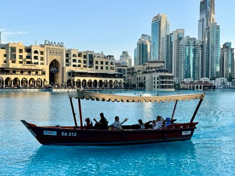Dubai Creek dhow dinner cruise — Dubai