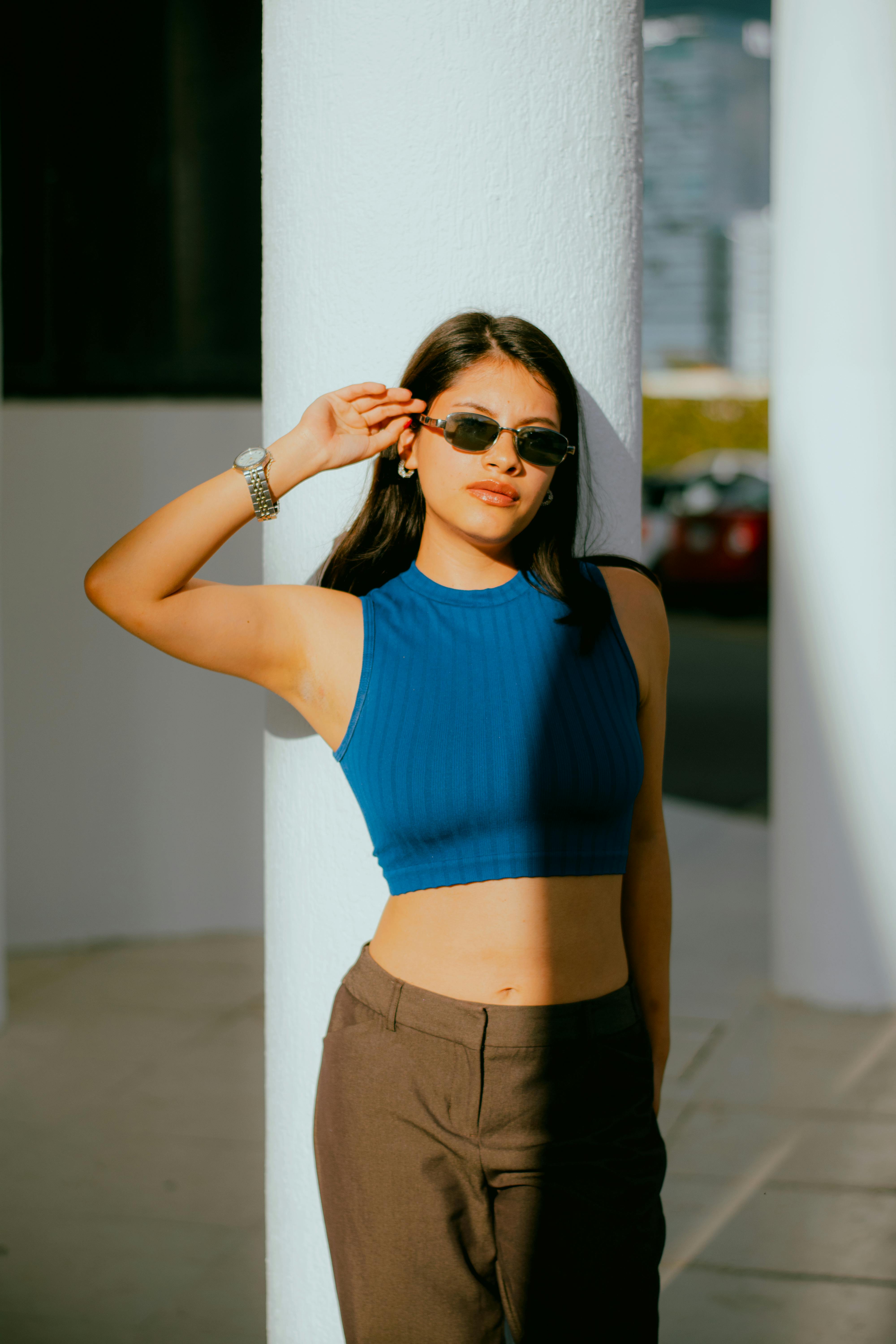 3. Tunik & Celana: Gaya Kasual yang Nyaman