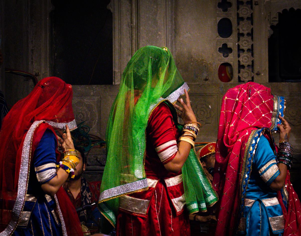Rajasthani folk performance in vibrant traditional dress
