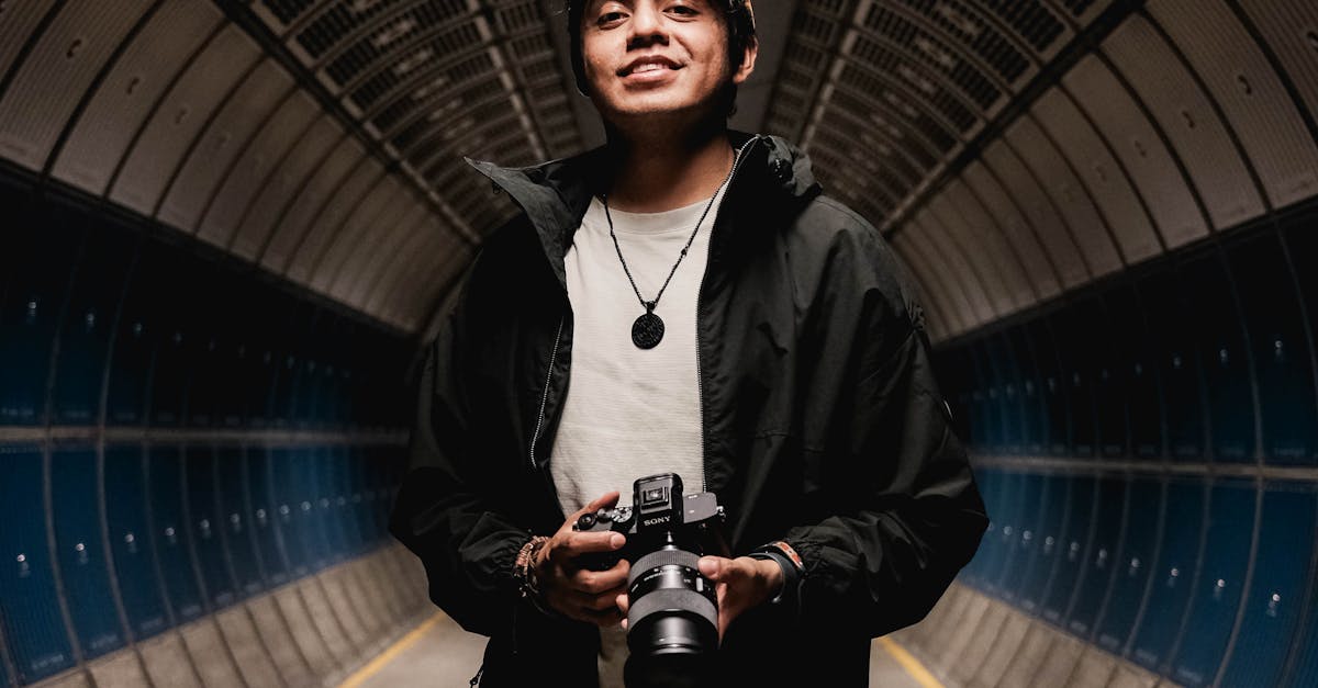 Insta360 GO Ultra 台灣上市 輕巧 4K 口袋相機 捕捉真實生活每一刻