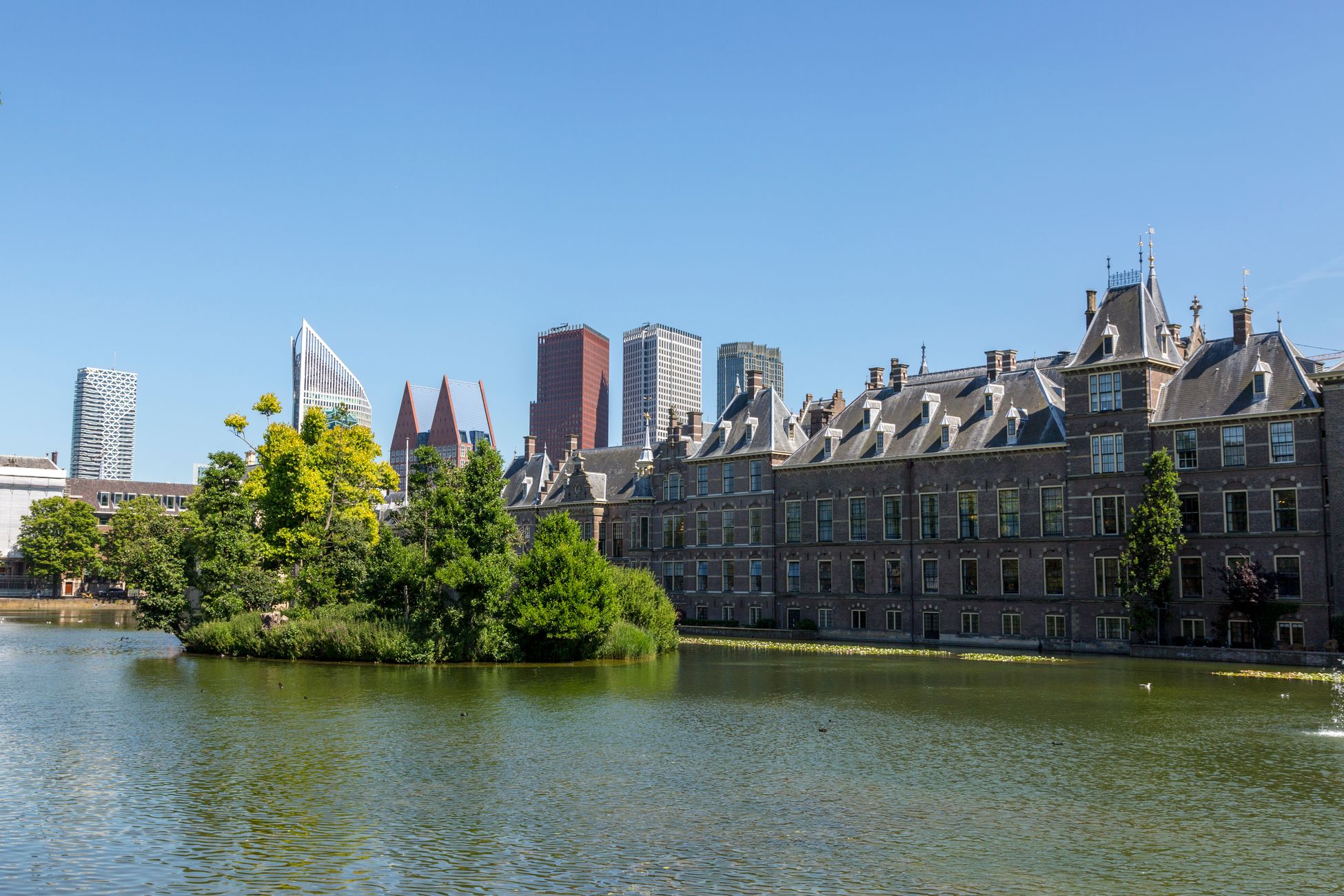 Caroline van der Plas legt werkzaamheden neer na ernstig nieuws over moeder