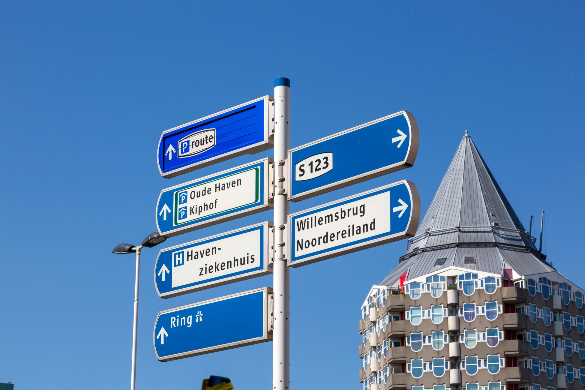 Ds. De Greef neemt afscheid van hersteld hervormde gemeente Wouterswoude
