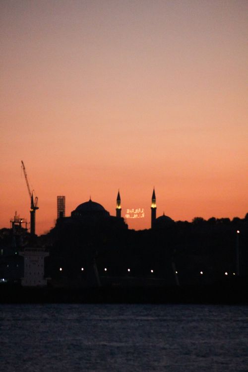 Free stock photo of cloudy sunset, golden sunset, i̇stanbul lovers Stock Photo