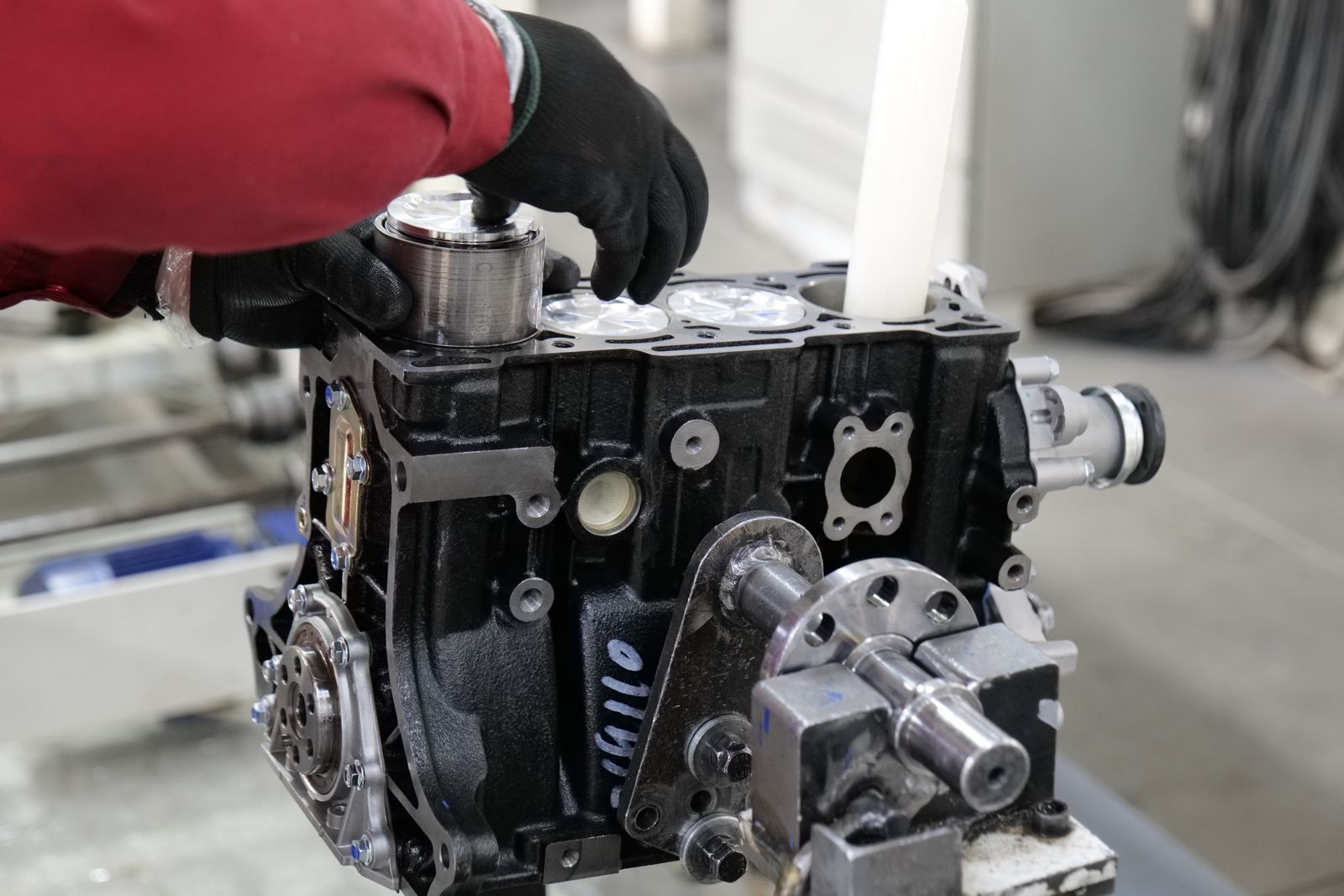 Motor em processo de retífica