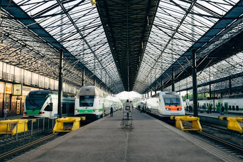 Základová fotografie zdarma na téma lokomotiva, terminál, veřejná doprava