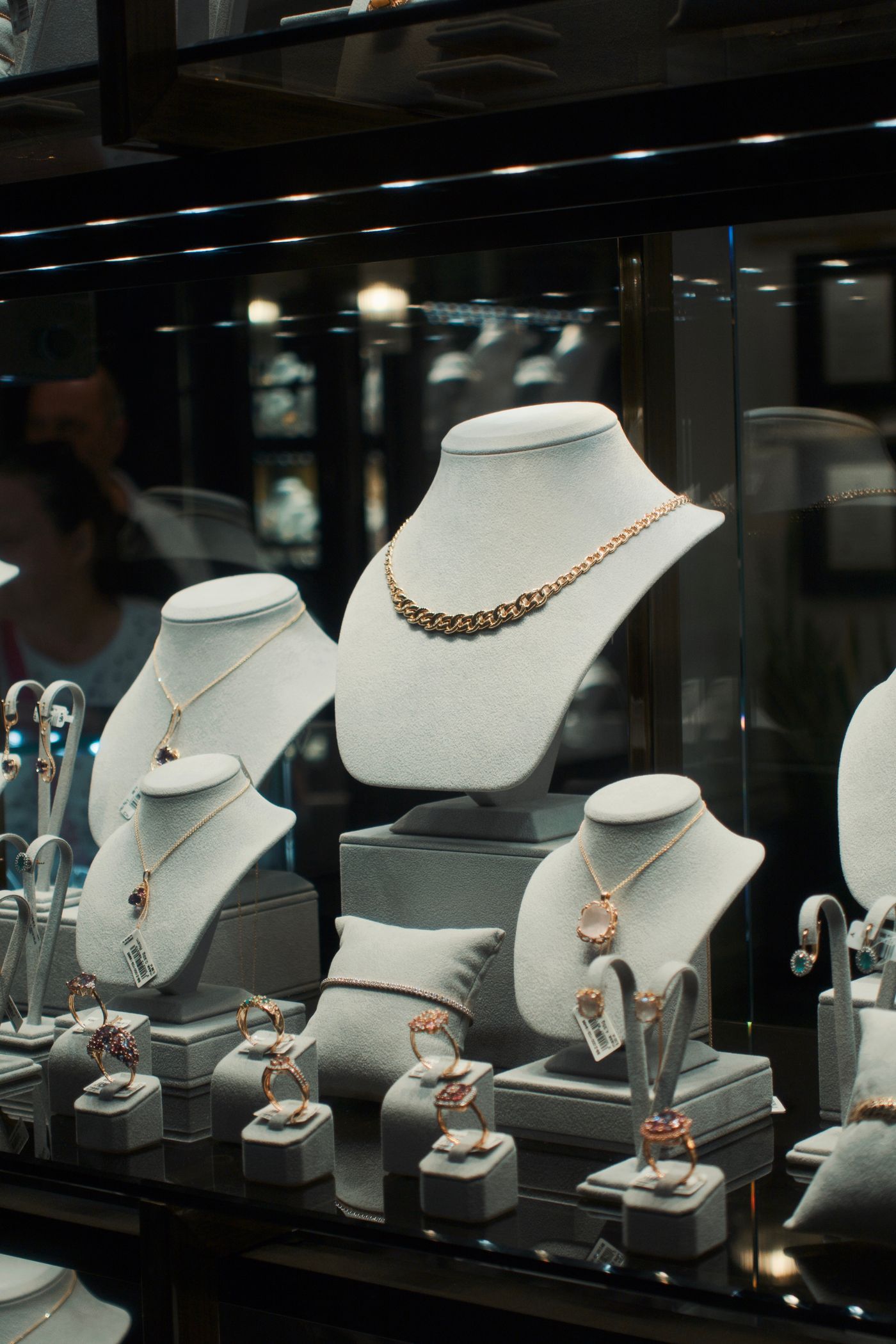 The necklace display, Sona Jewellers