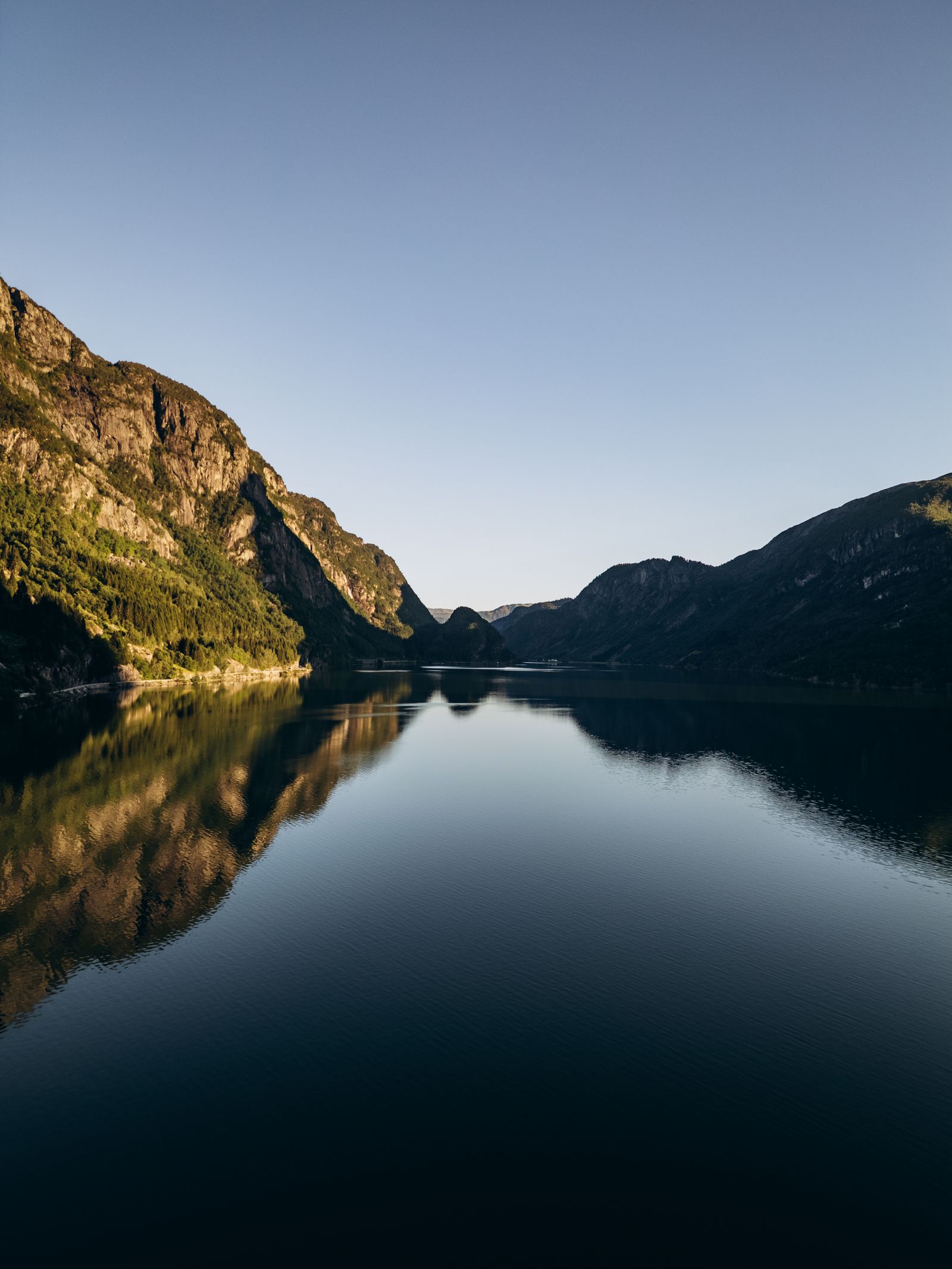 Reflets du fjord