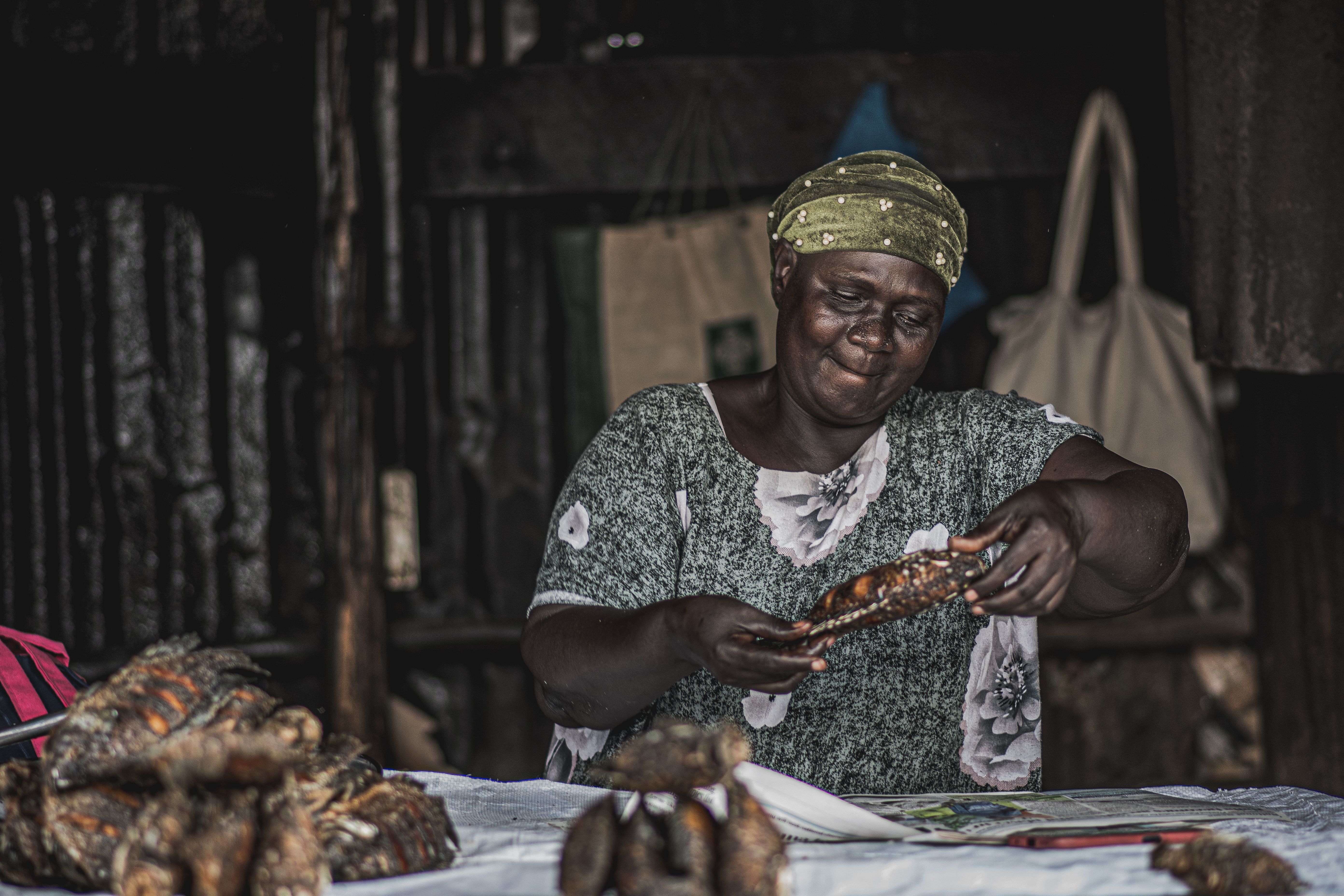 Buy pottery at Kazuri Beads
