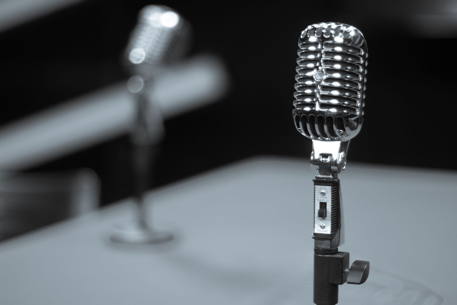 Vintage-style microphone from the press archive