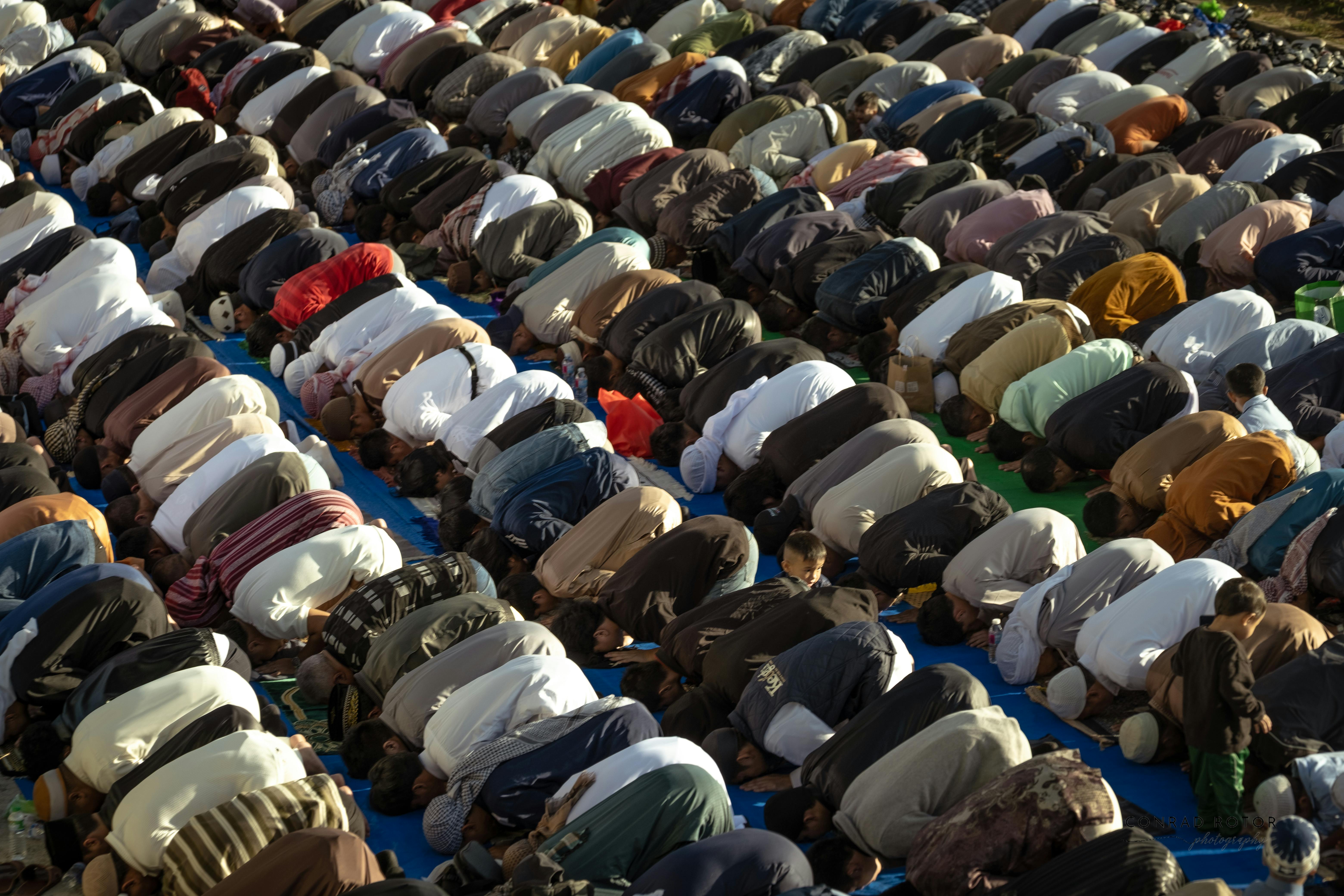 Nigeria's Religious Calendar Creates Weekend Business