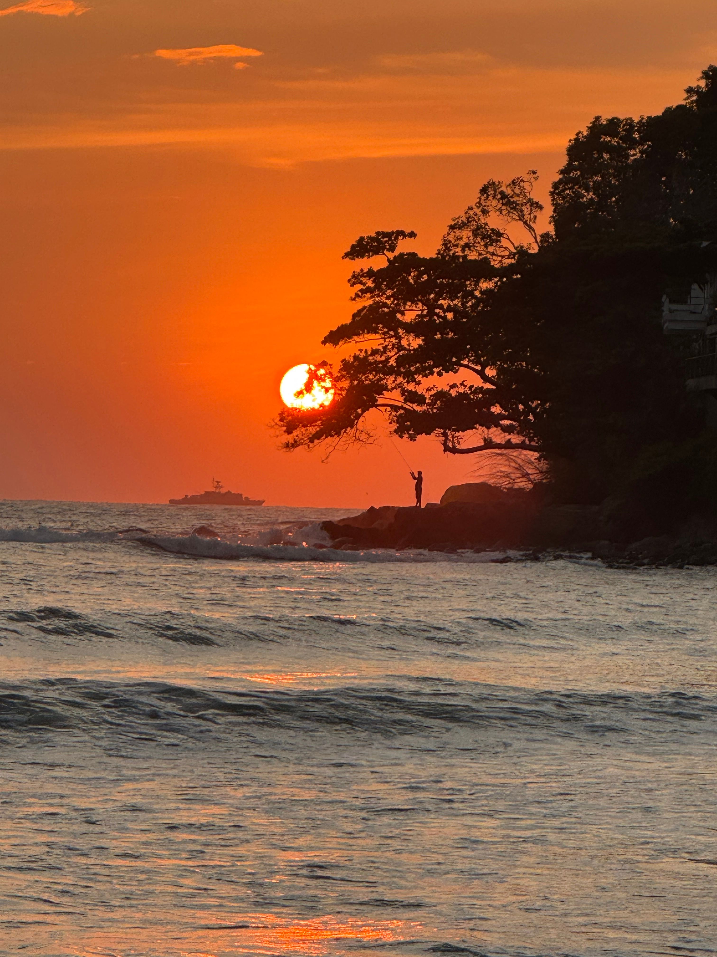 Why Choose Unlimited Charters for Your Warm Beach Journey