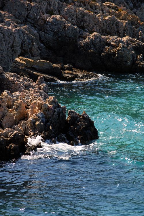 Free Explore the stunning rocky coastline of Gökova, Türkiye with turquoise waters. Stock Photo