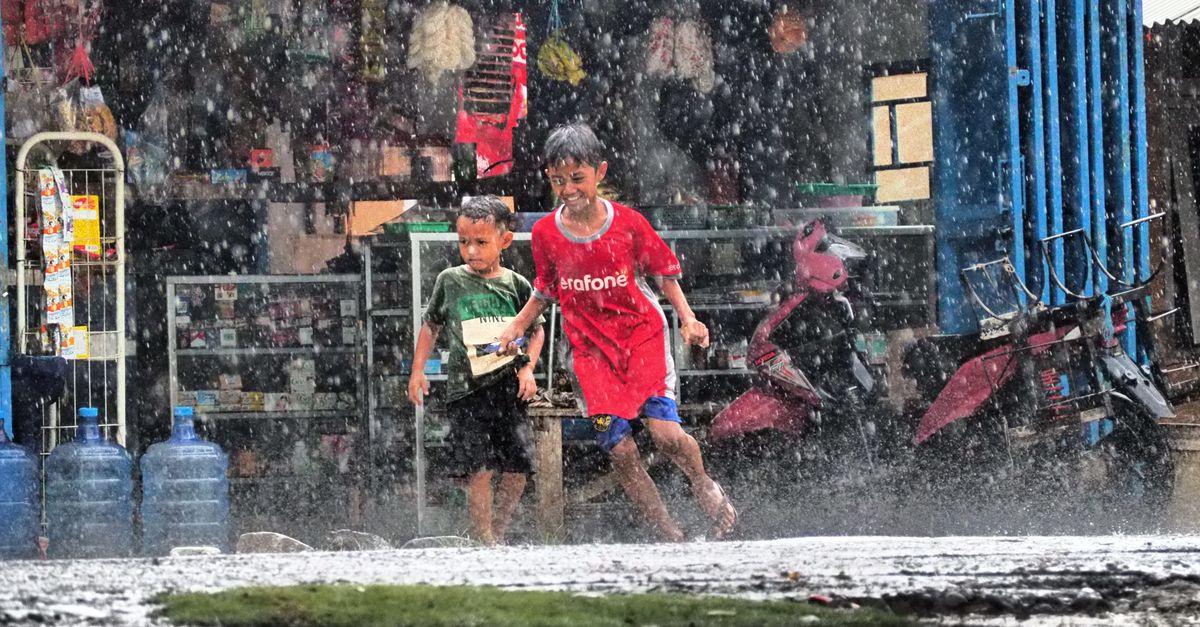 Strong El Niño Builds, With Winter Effects Unclear for British Columbia