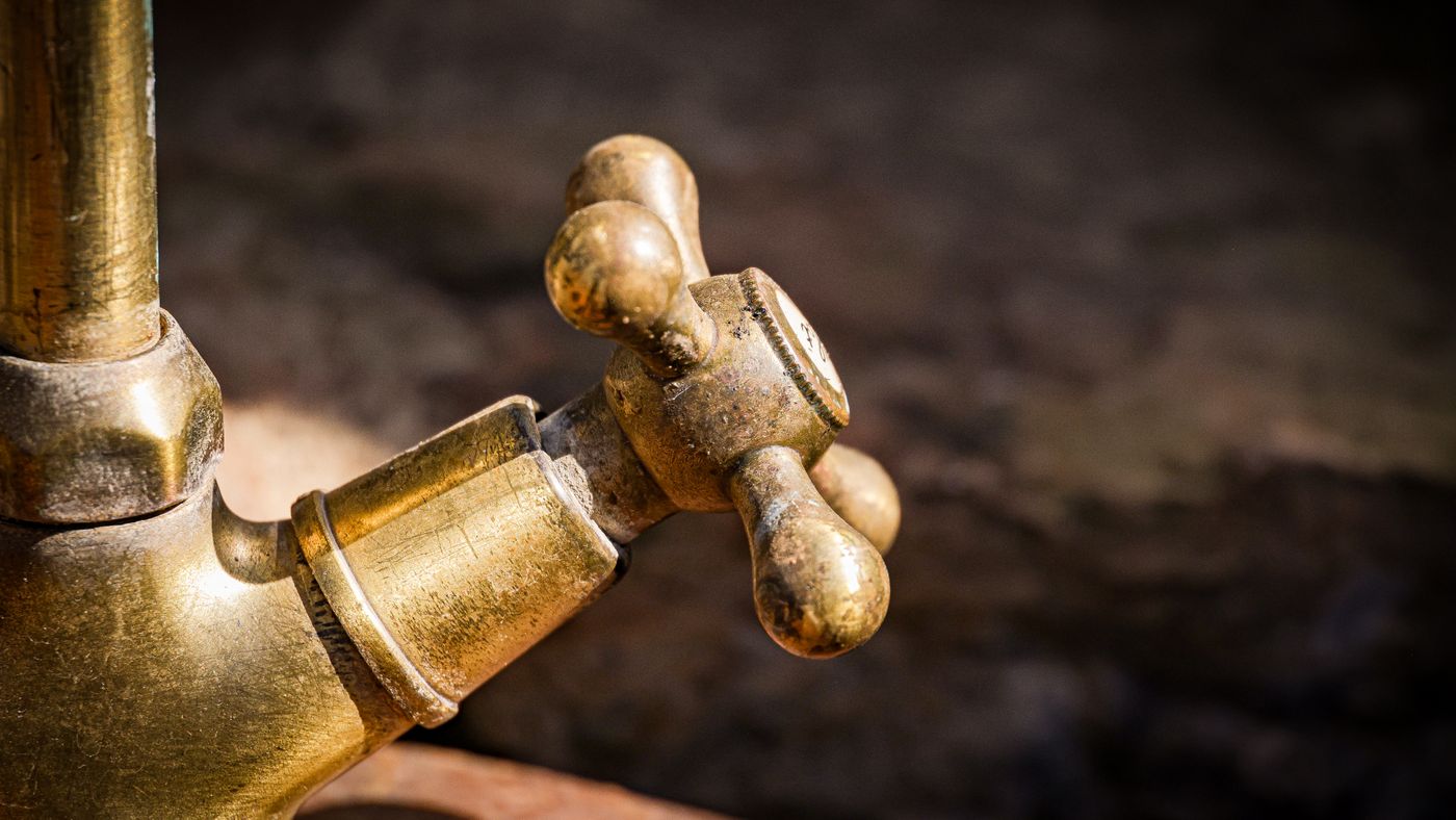 Closing a Vacation Home: The Plumbing and Winterization That Prevents Disasters