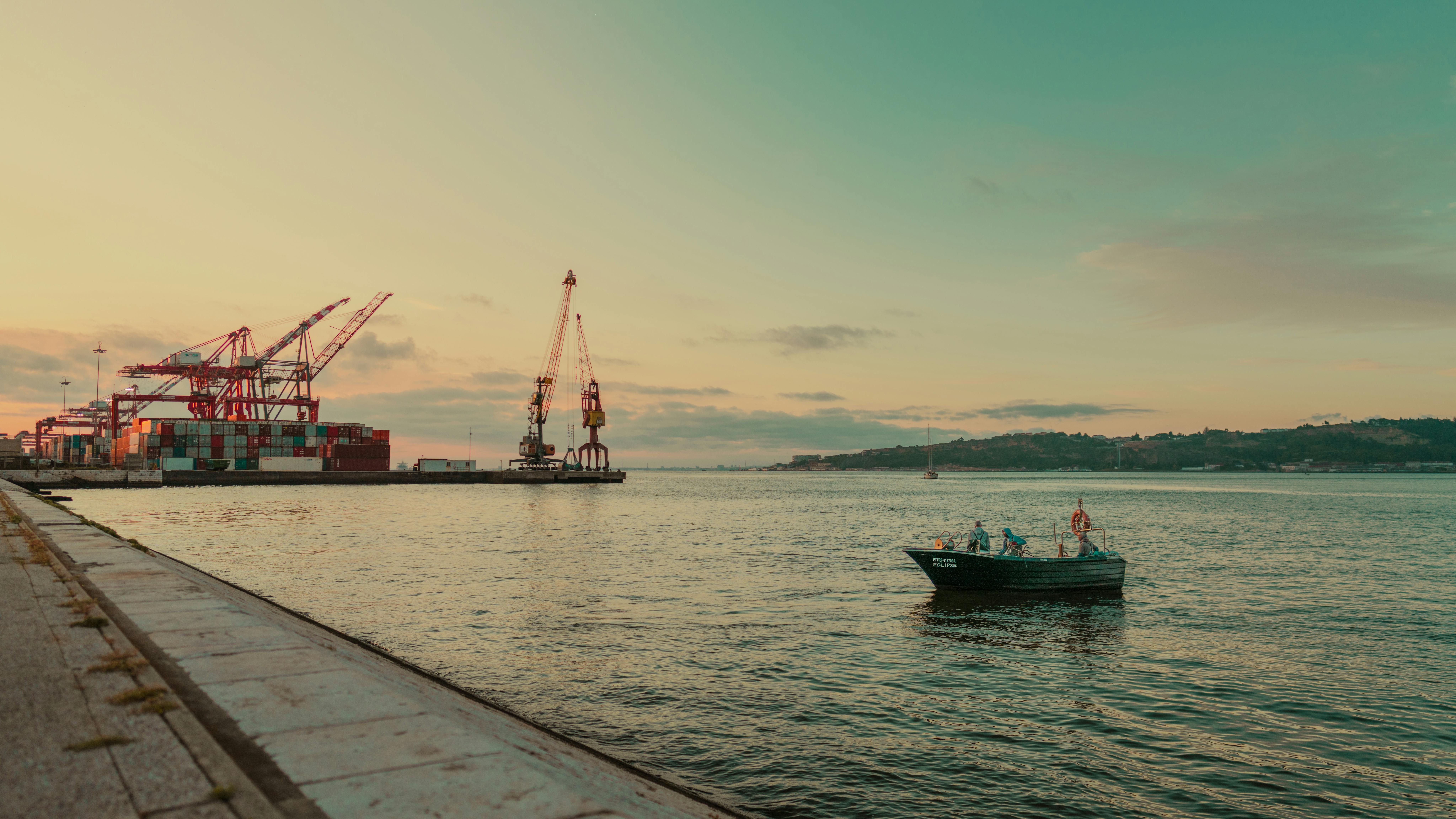 Operationalizing the blue economy in the Gulf of Guinea,